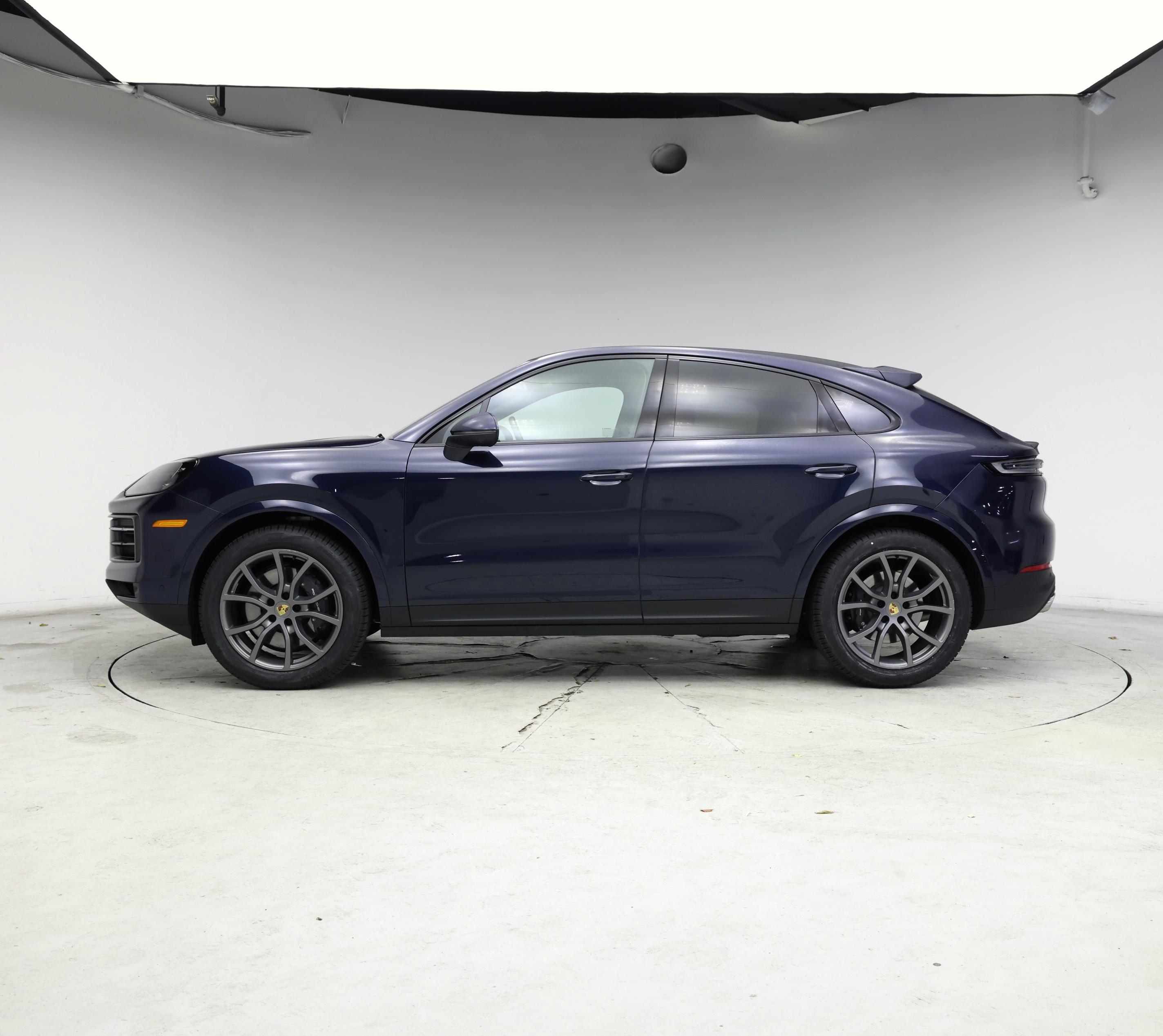 Thumbnail: 2024 Porsche Cayenne - 3