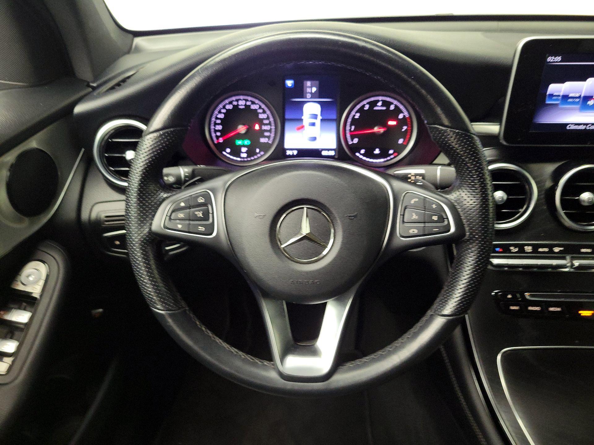 Thumbnail: 2019 Mercedes-Benz GLC - 10
