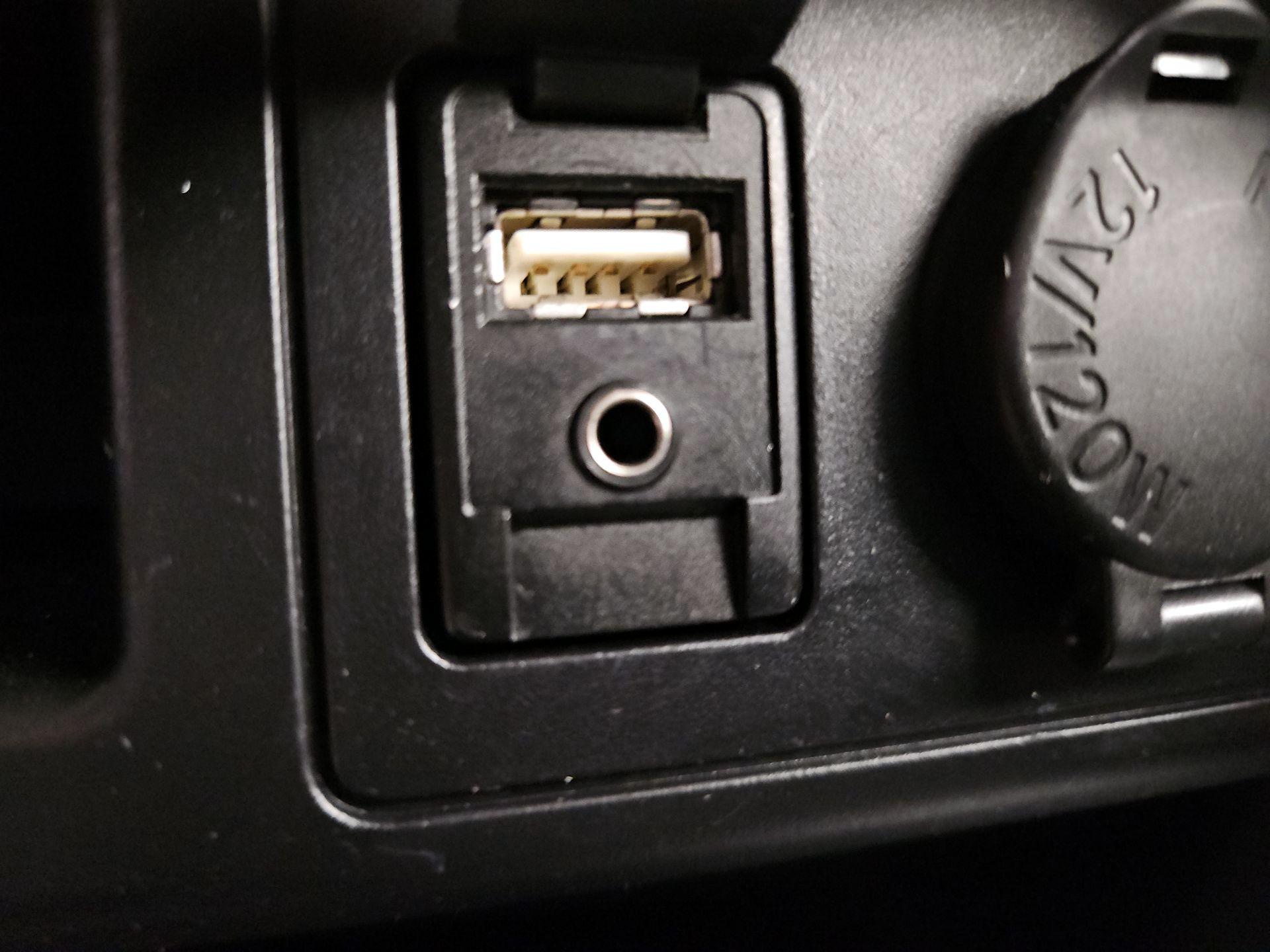 Thumbnail: 2018 Toyota 4Runner - 18