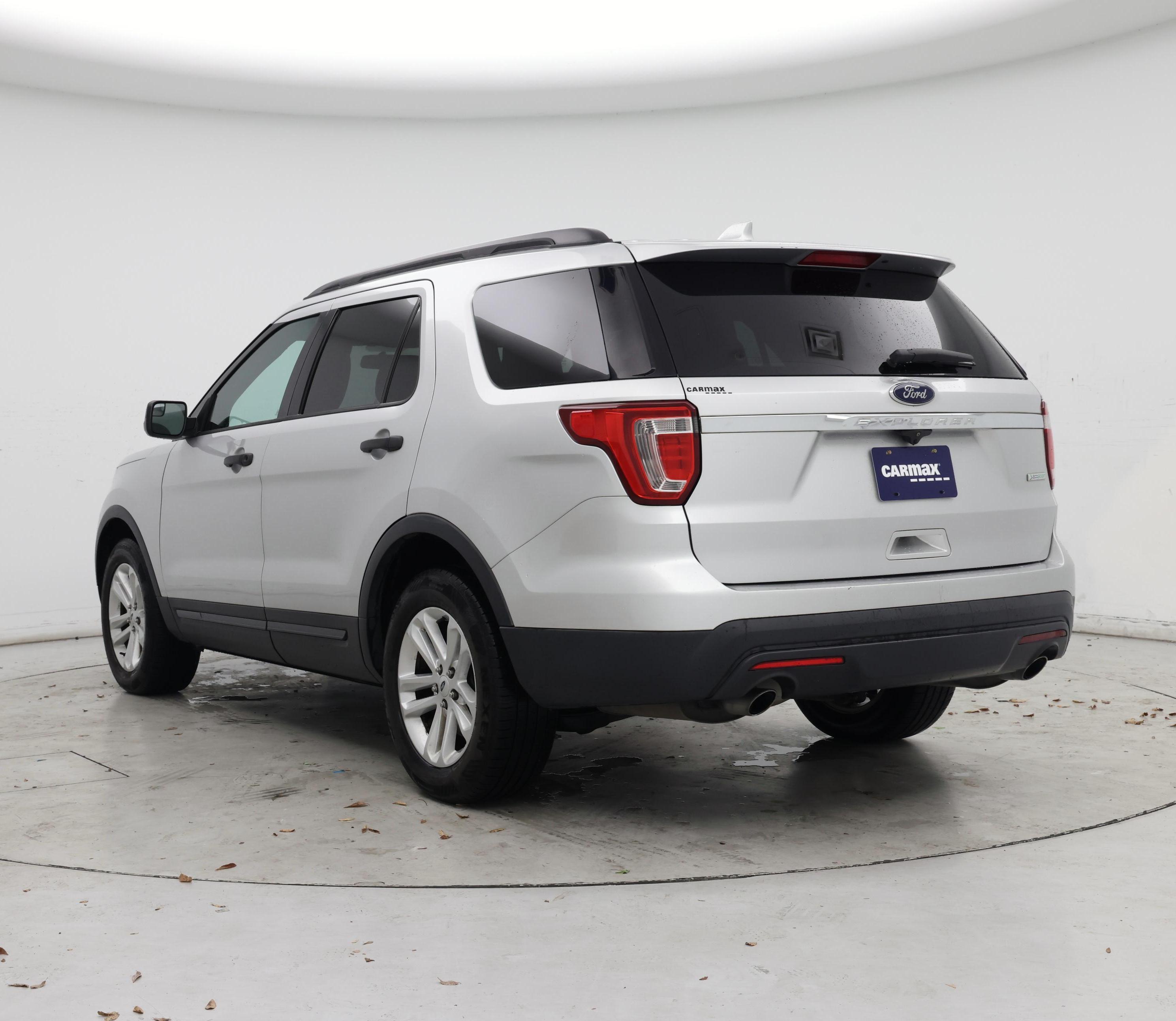 Thumbnail: 2017 Ford Explorer - 2
