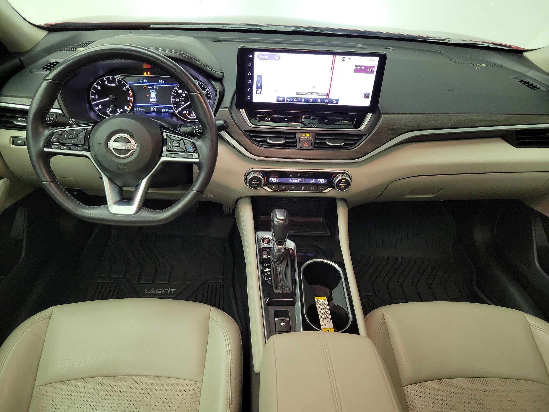 Thumbnail: 2023 Nissan Altima - 9