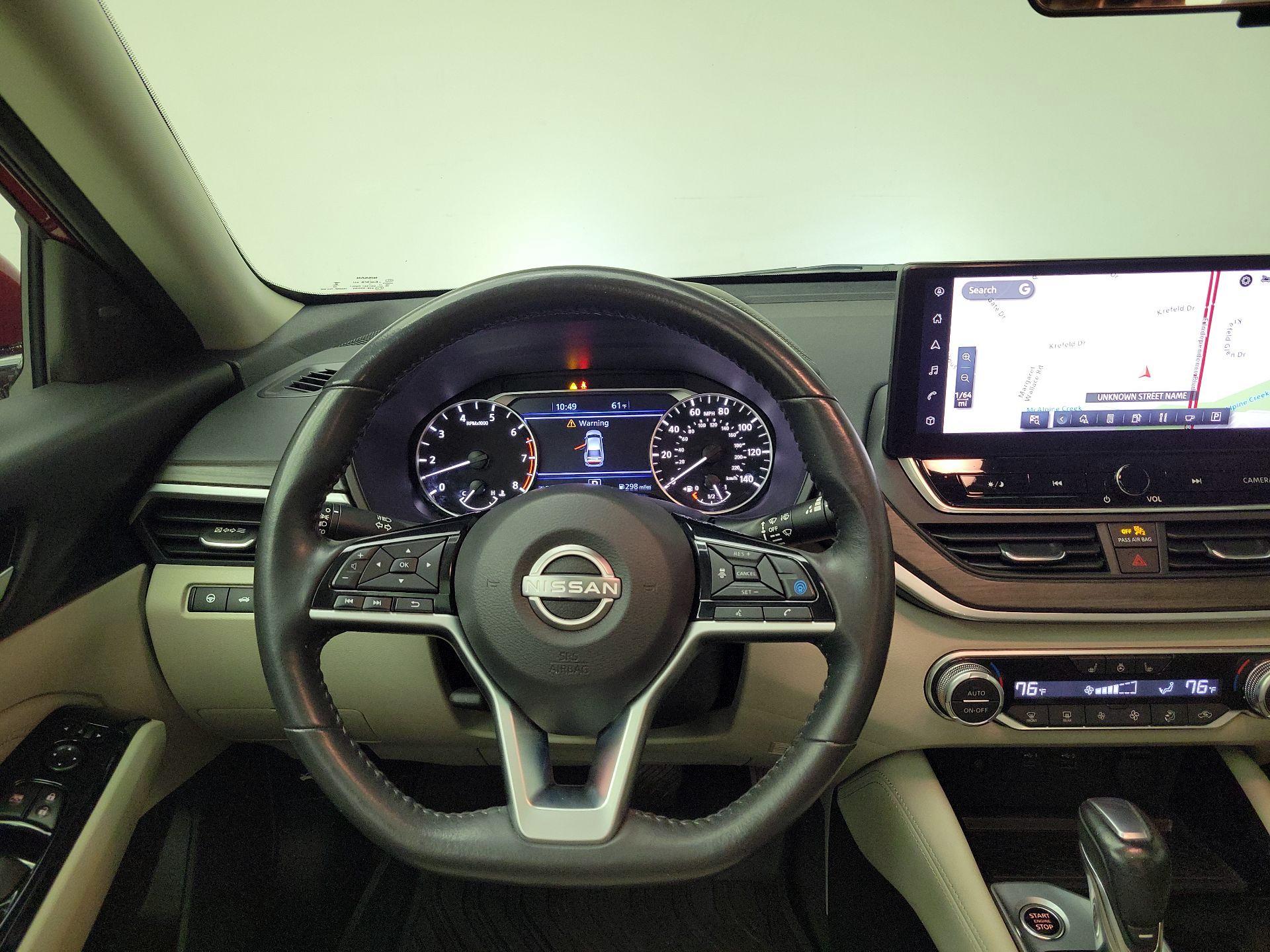 Thumbnail: 2023 Nissan Altima - 10