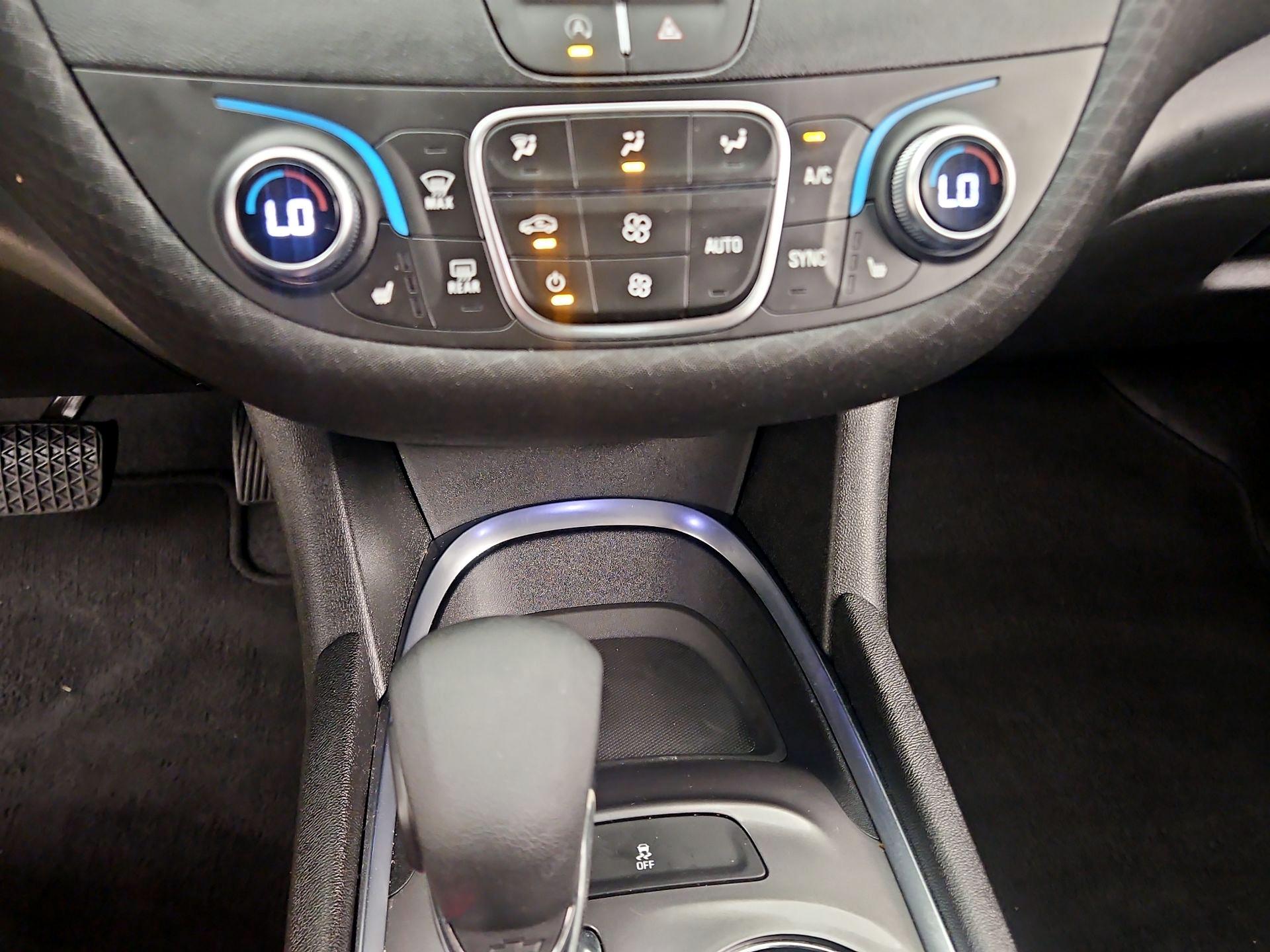 Thumbnail: 2023 Chevrolet Malibu - 16