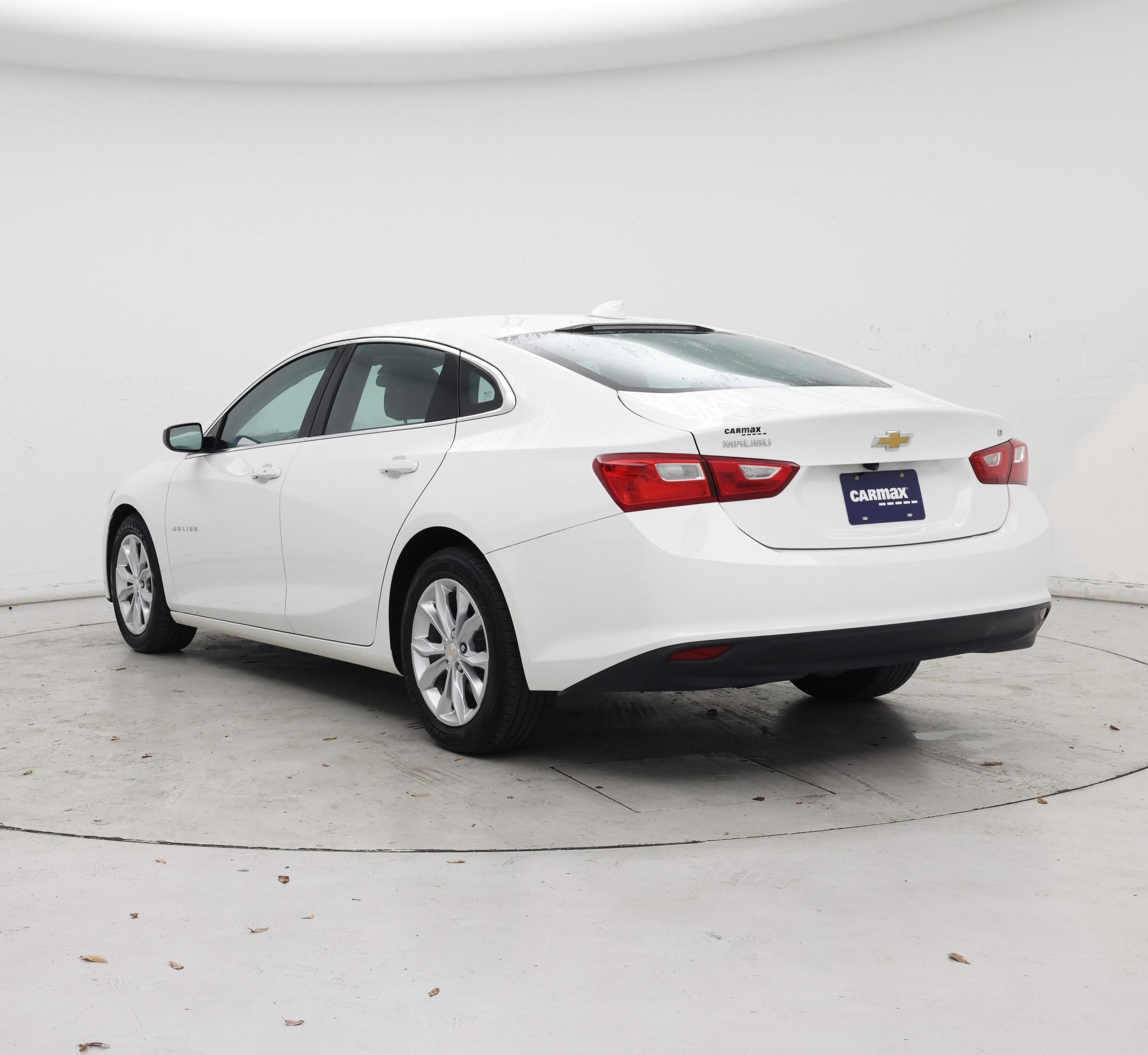 Thumbnail: 2023 Chevrolet Malibu - 2