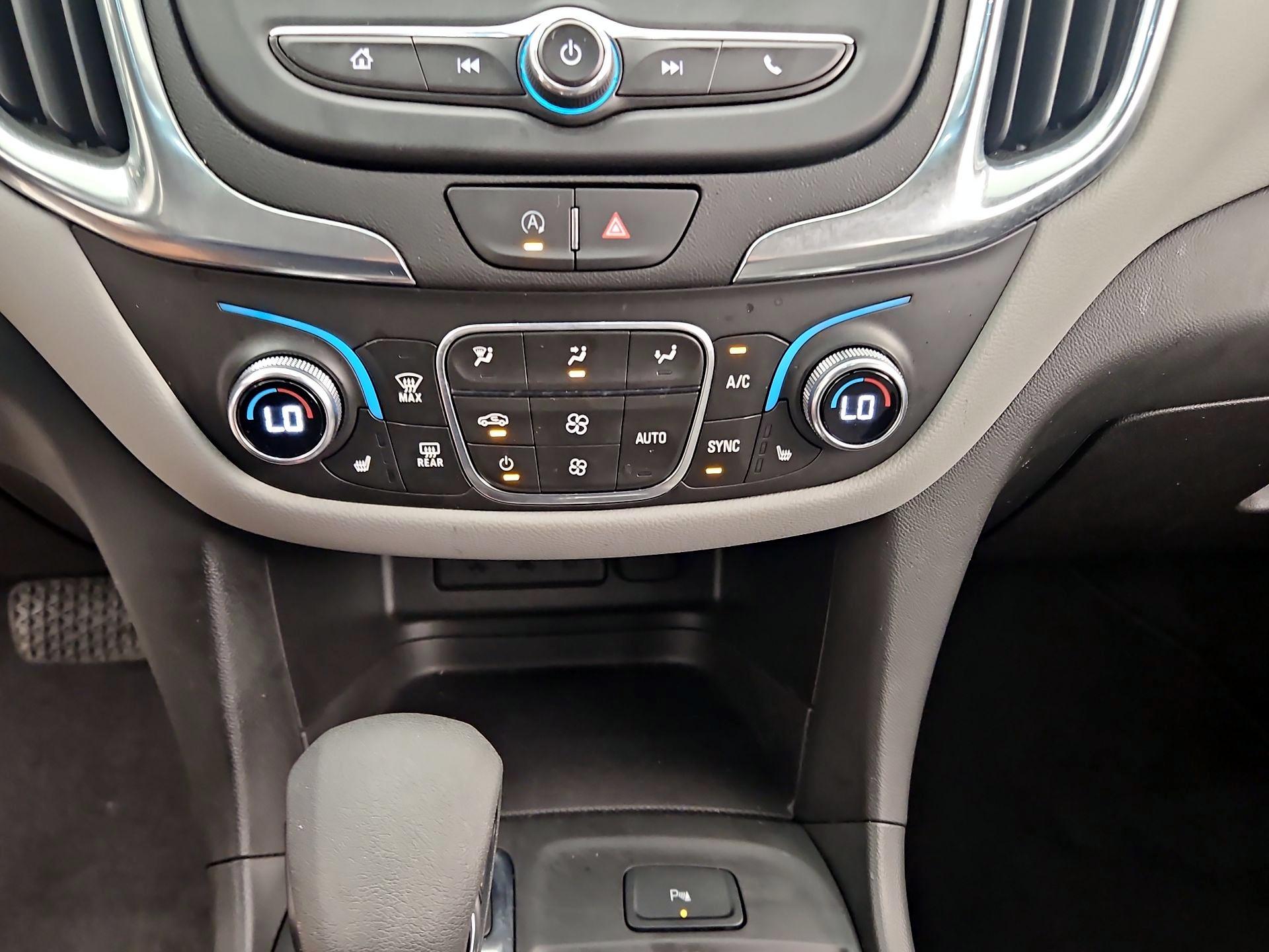 Thumbnail: 2023 Chevrolet Equinox - 16