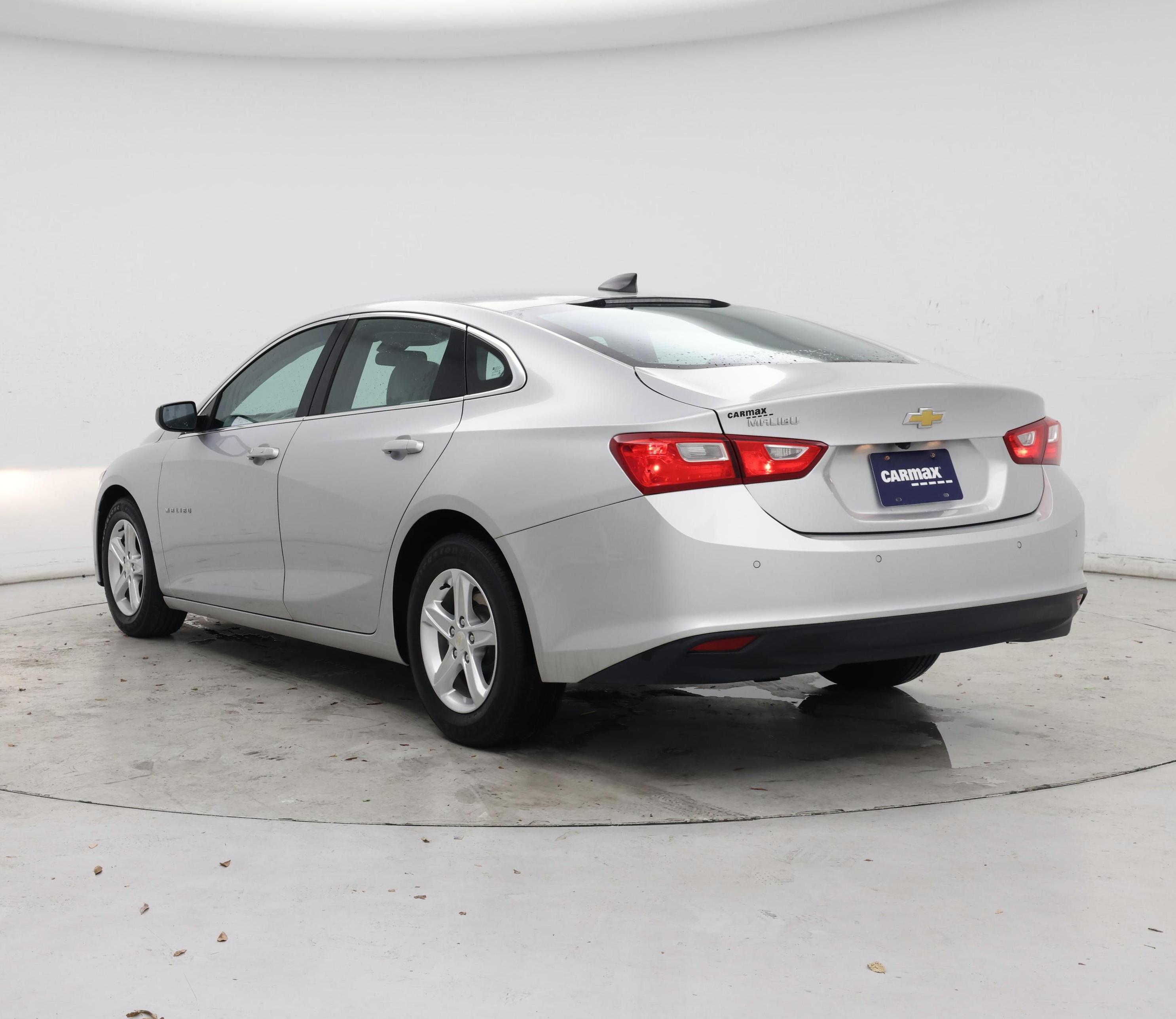 Thumbnail: 2022 Chevrolet Malibu - 2