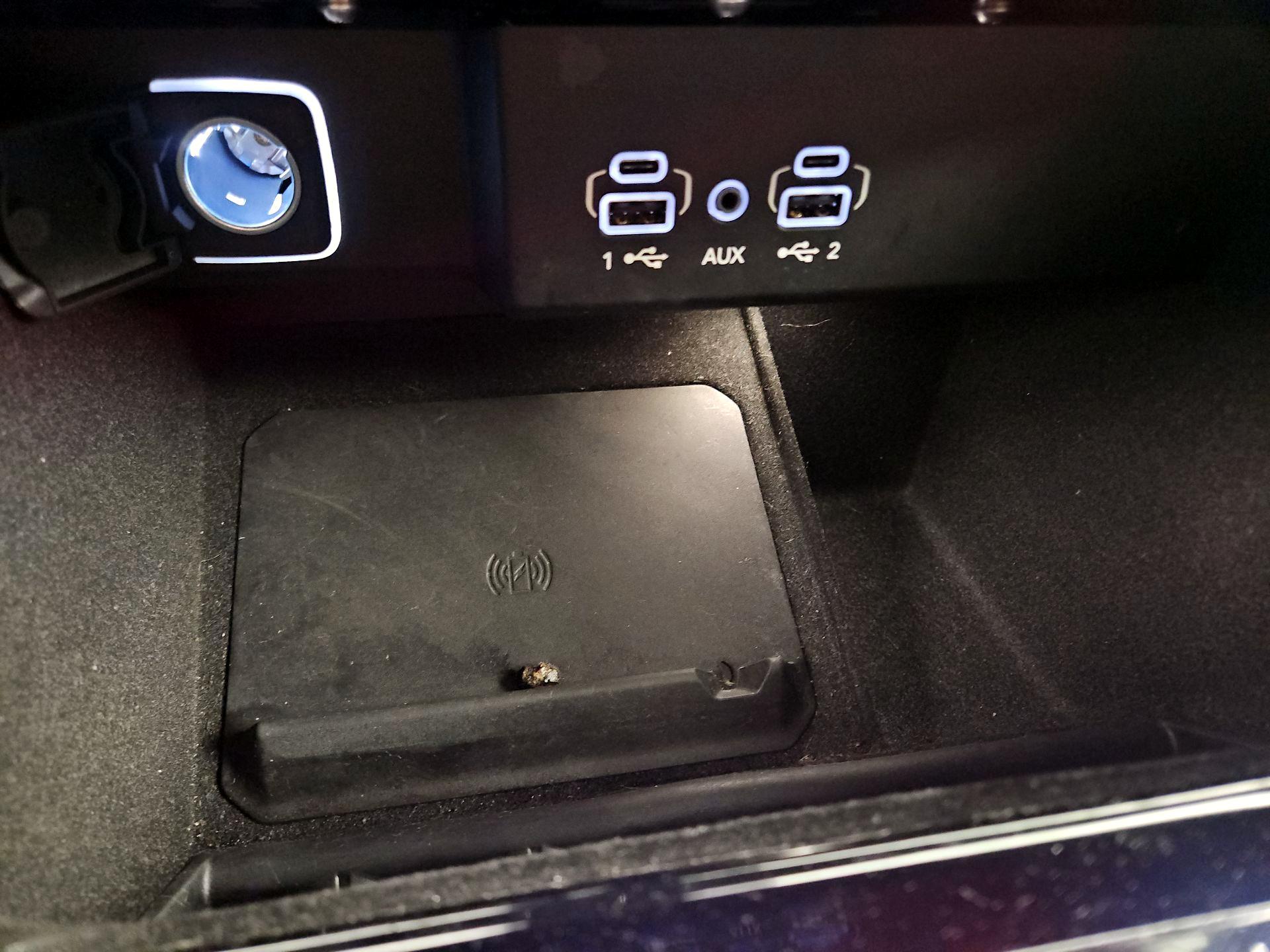 Thumbnail: 2022 Jeep Wagoneer - 19