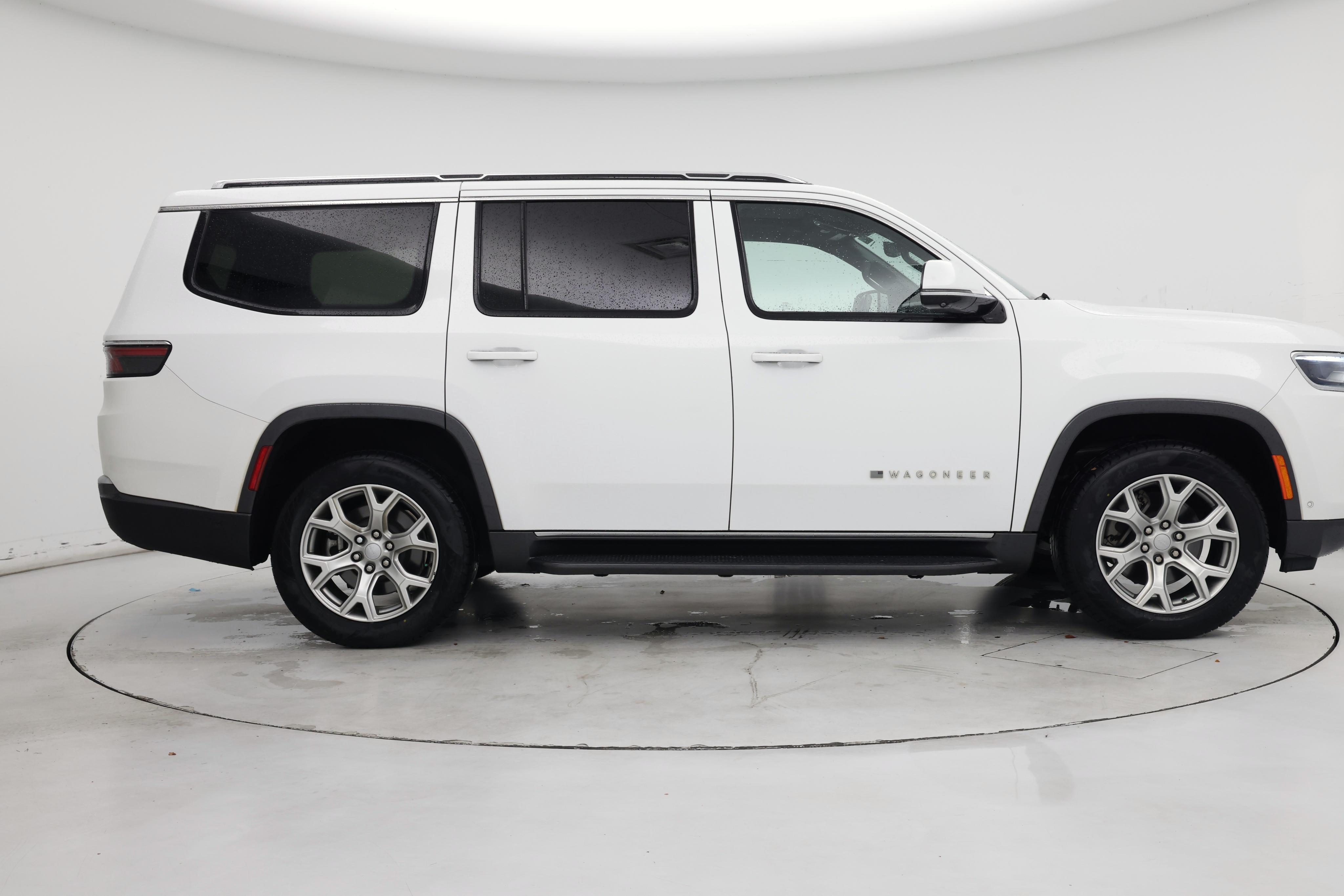 Thumbnail: 2022 Jeep Wagoneer - 7