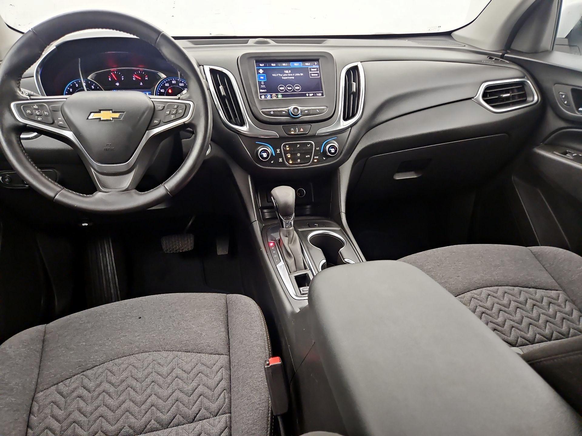 Thumbnail: 2022 Chevrolet Equinox - 9