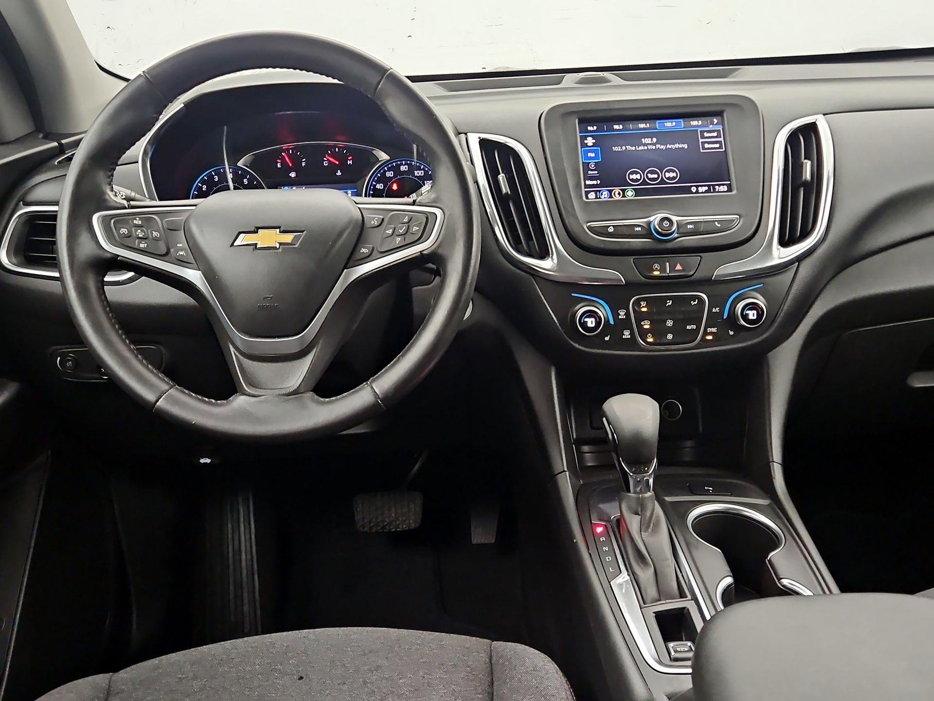 Thumbnail: 2022 Chevrolet Equinox - 10