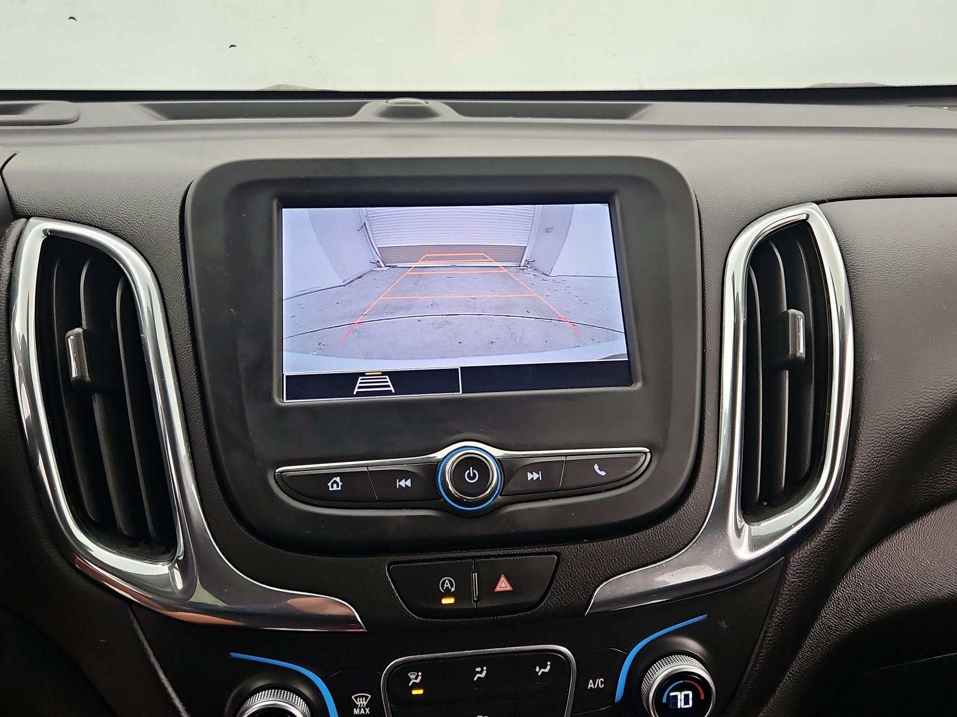Thumbnail: 2022 Chevrolet Equinox - 14