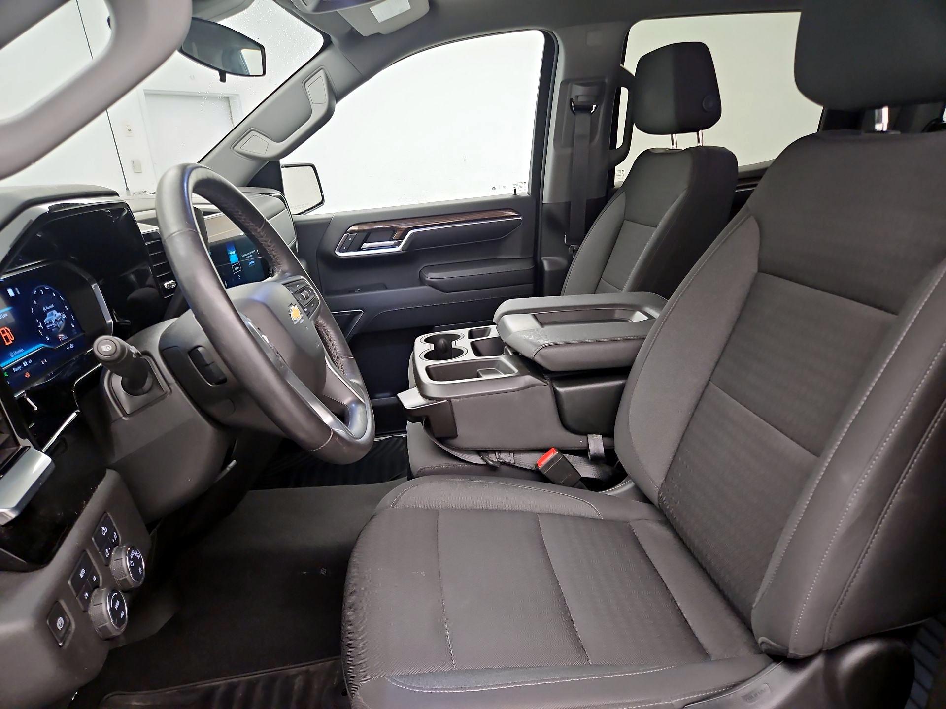 Thumbnail: 2022 Chevrolet Silverado 1500 - 11