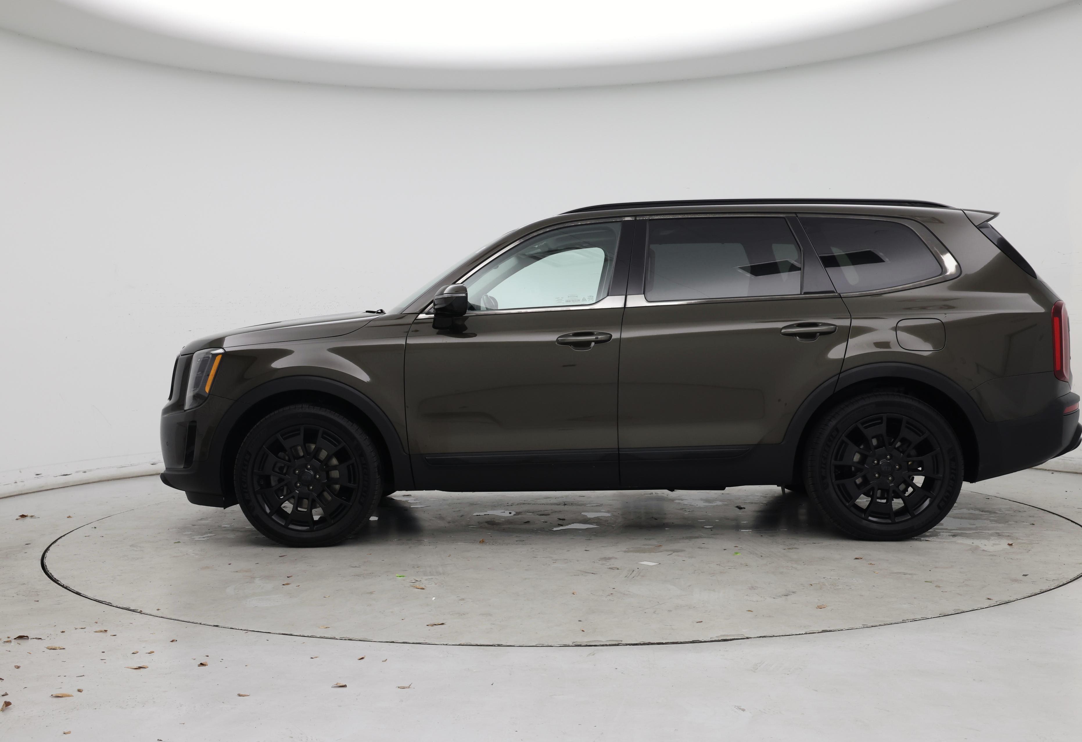 Thumbnail: 2021 Kia Telluride - 3