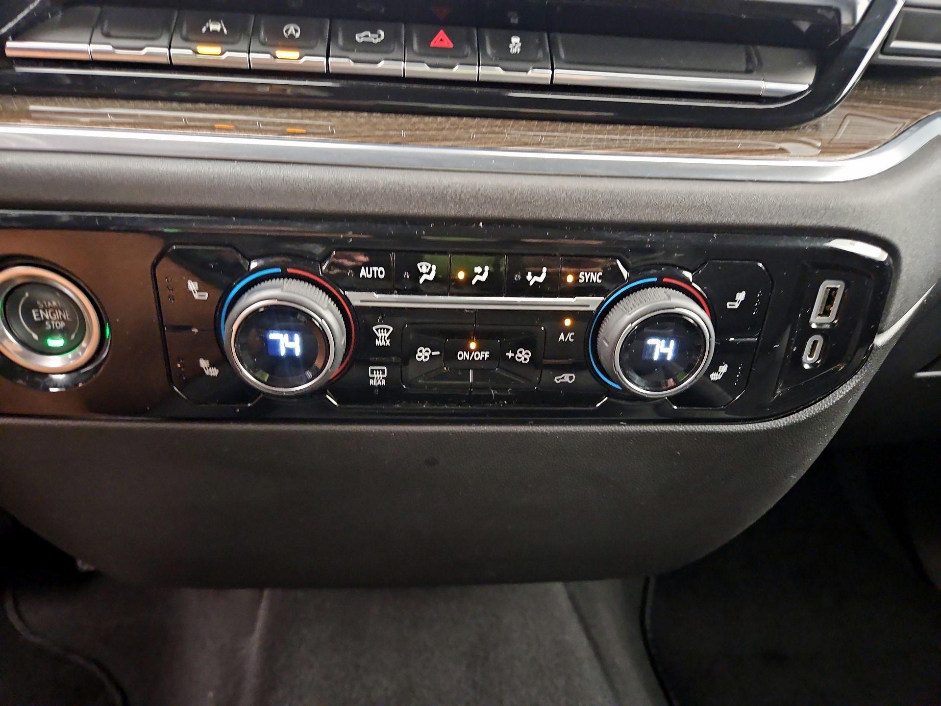 Thumbnail: 2022 Chevrolet Silverado 1500 - 16