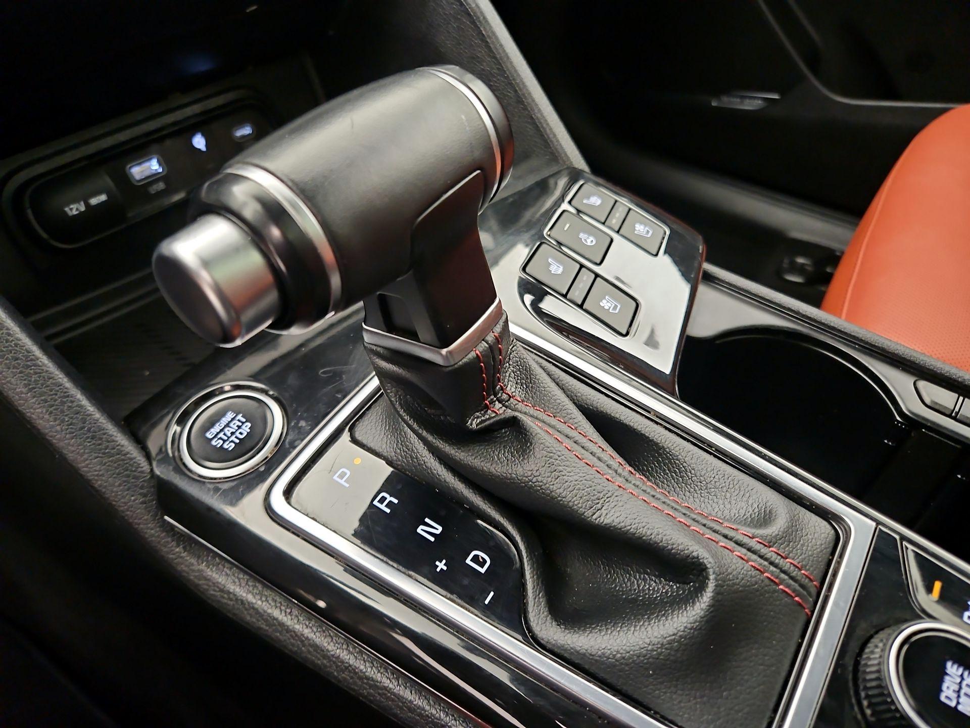 Thumbnail: 2023 Kia Sportage - 18