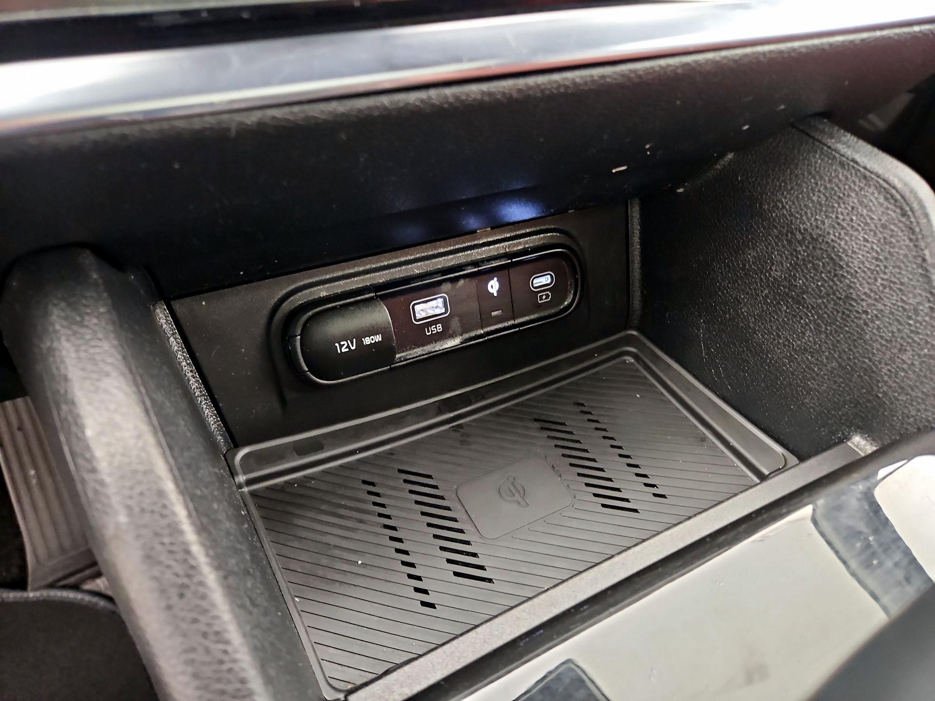 Thumbnail: 2023 Kia Sportage - 19