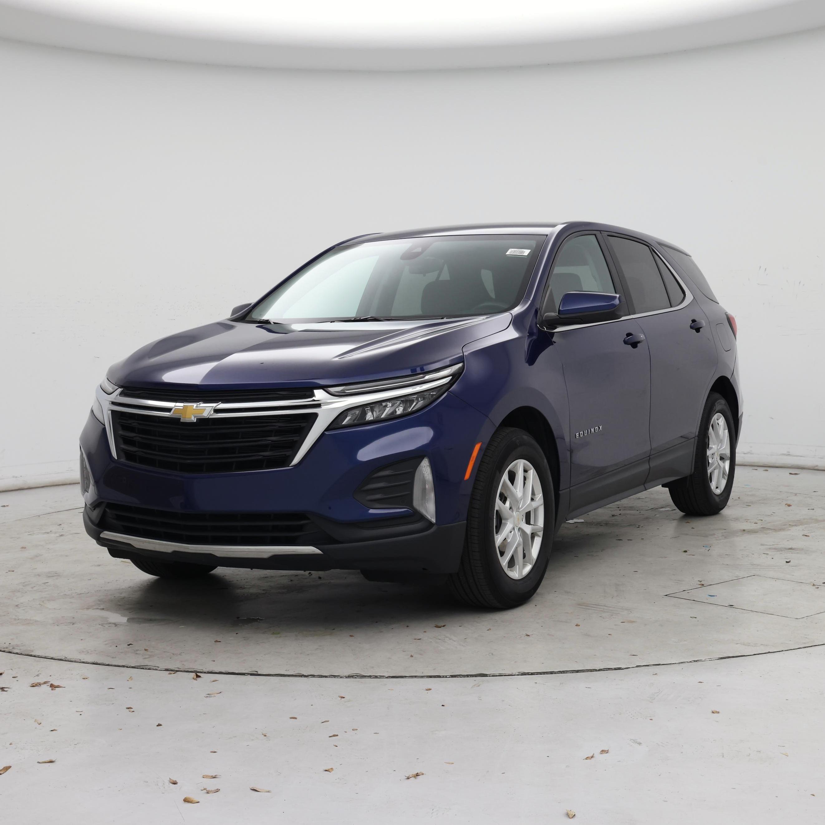 Thumbnail: 2022 Chevrolet Equinox - 4