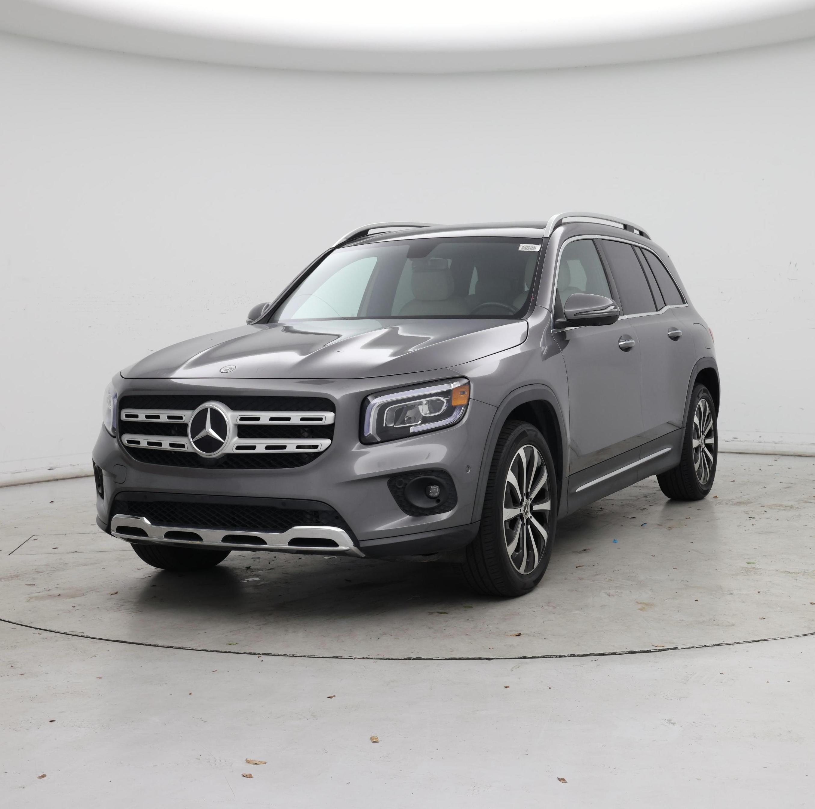 Thumbnail: 2021 Mercedes-Benz GLB - 4