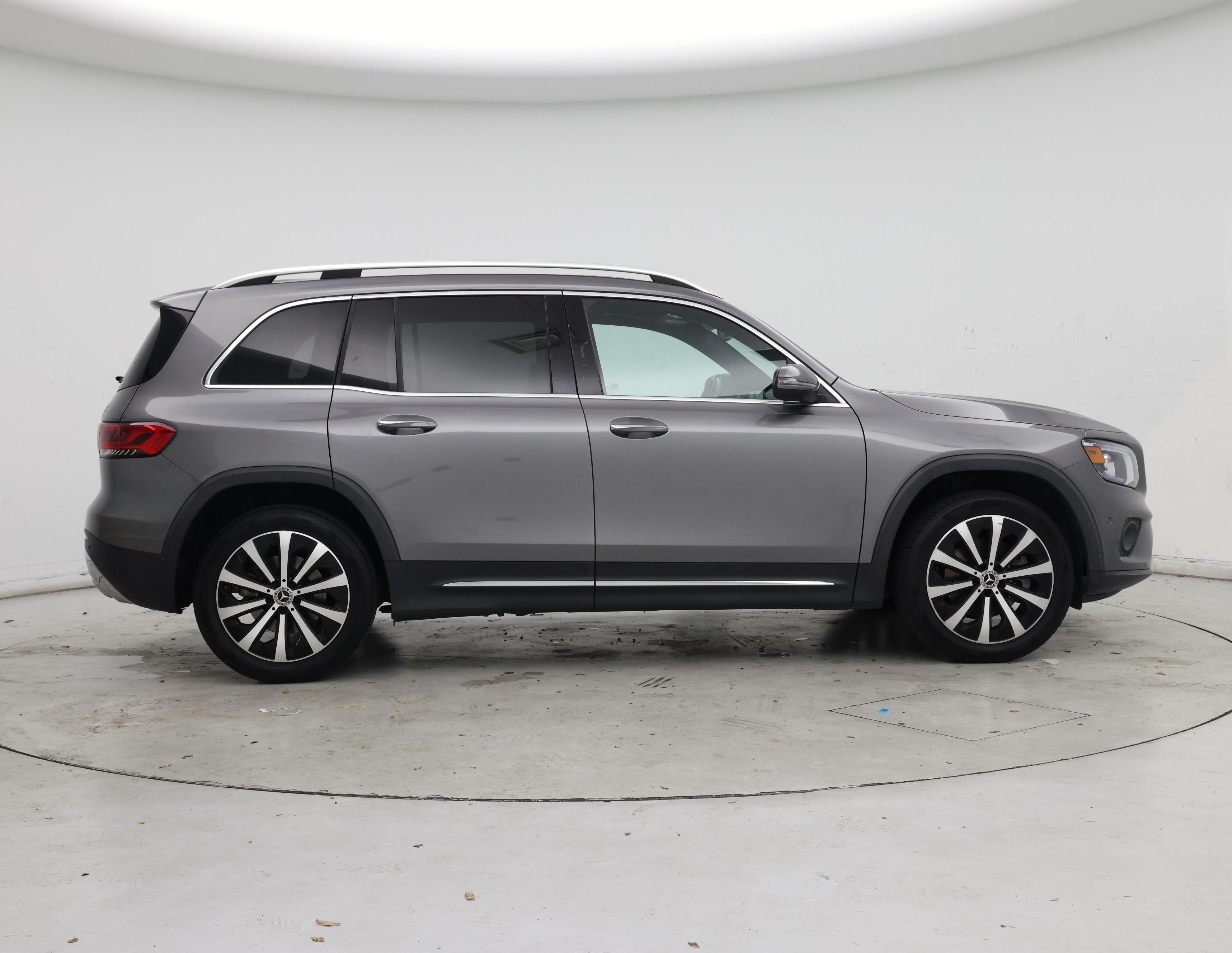 Thumbnail: 2021 Mercedes-Benz GLB - 7