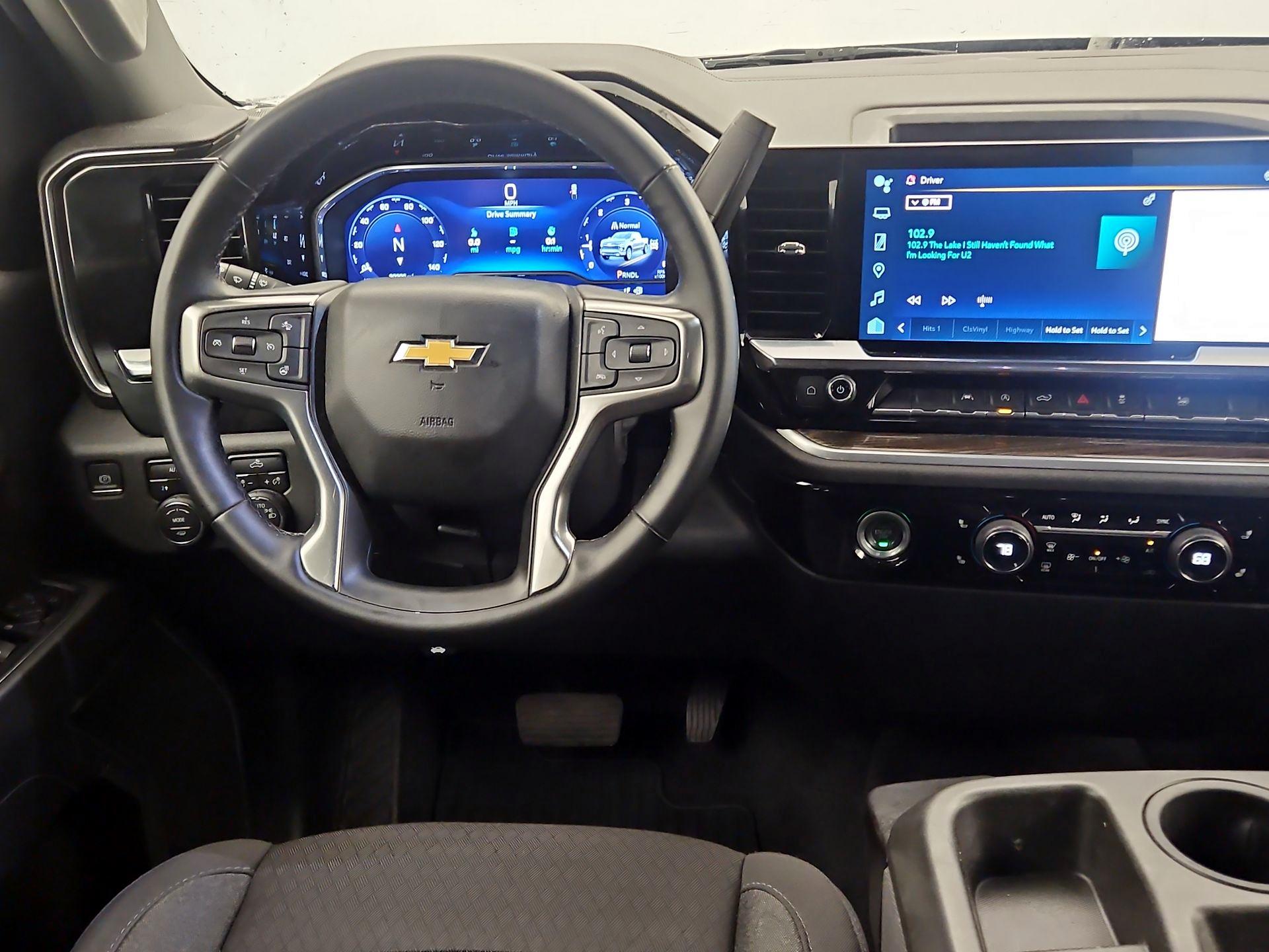 Thumbnail: 2023 Chevrolet Silverado 1500 - 10