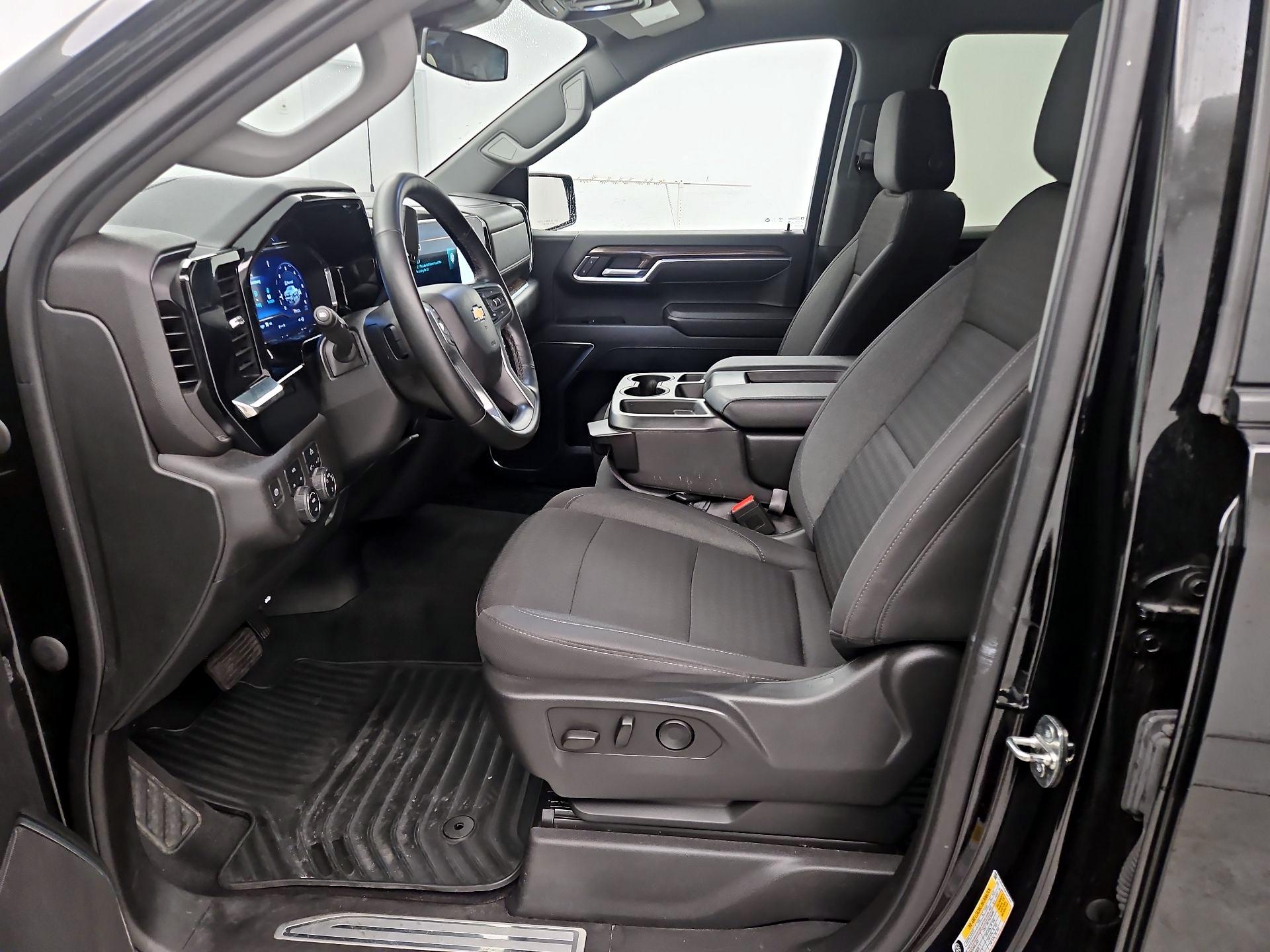 Thumbnail: 2023 Chevrolet Silverado 1500 - 11