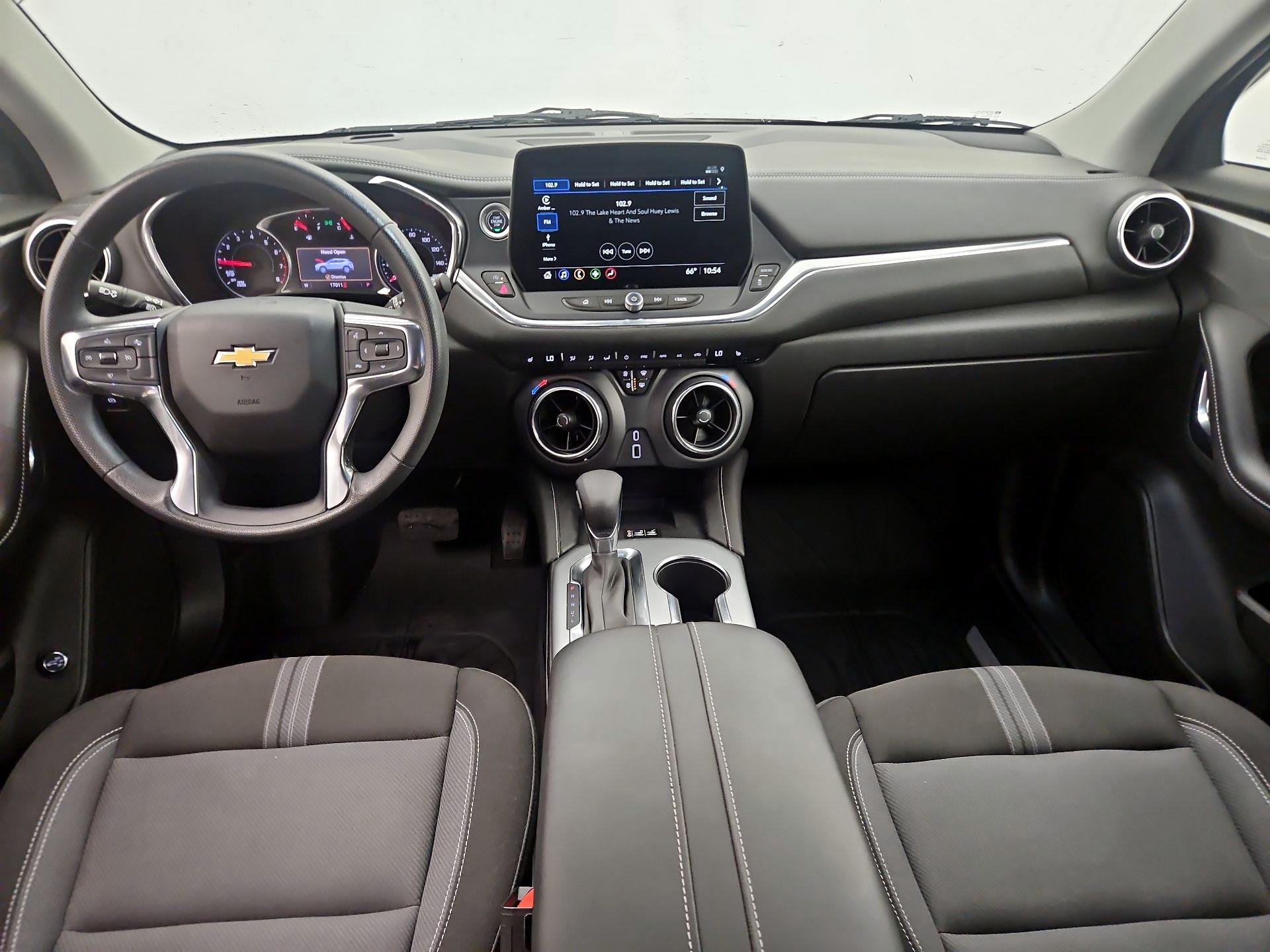 Thumbnail: 2023 Chevrolet Blazer - 9