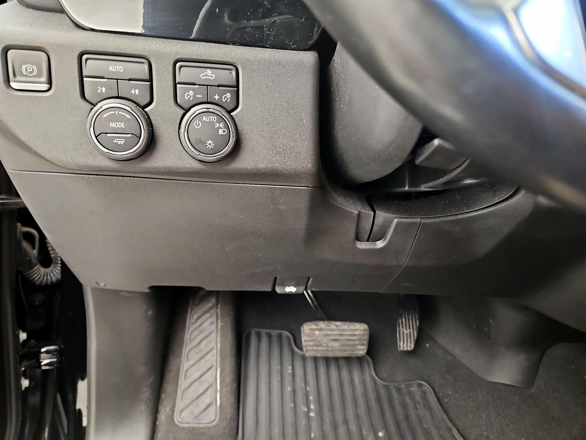 Thumbnail: 2023 Chevrolet Silverado 1500 - 13