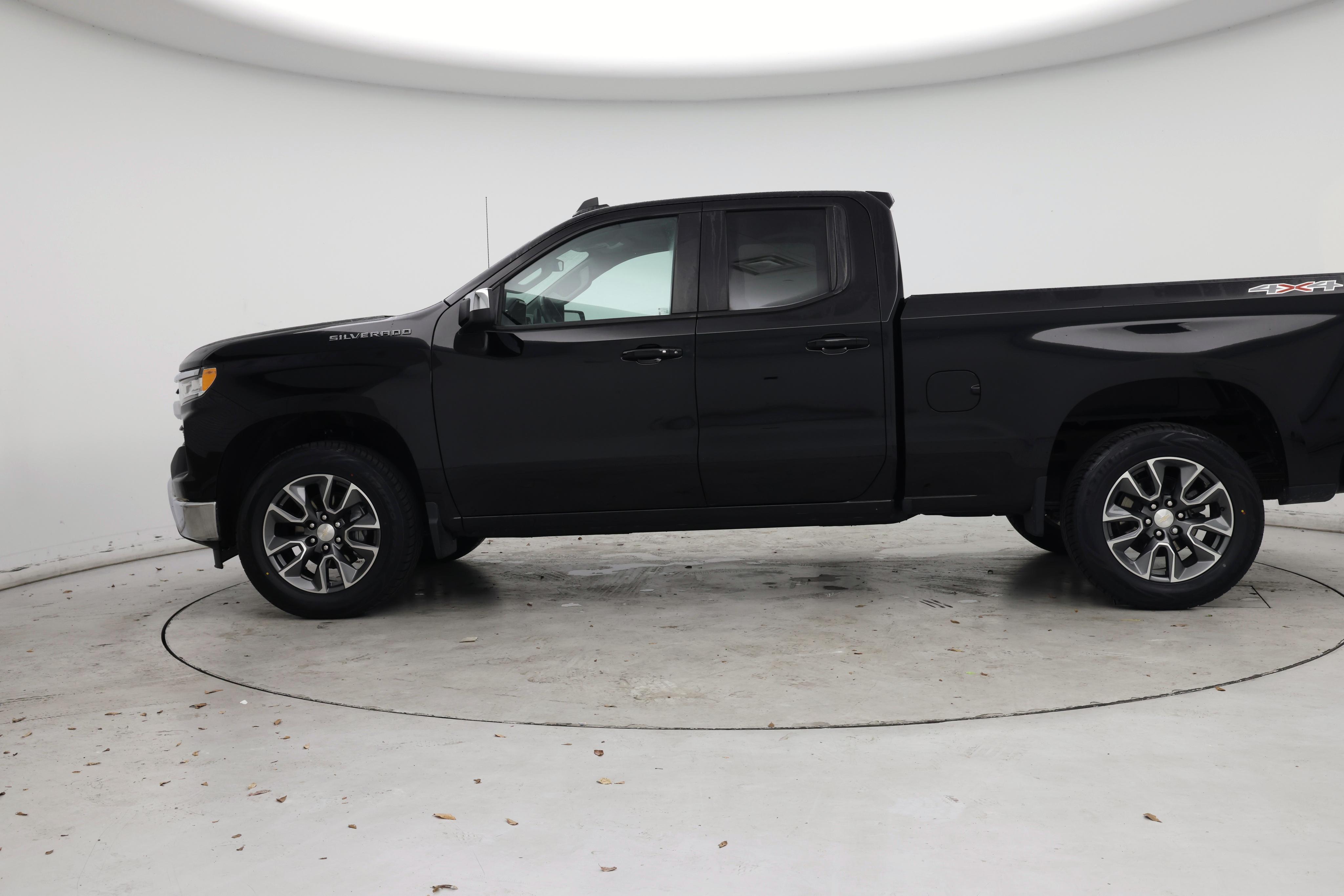 Thumbnail: 2023 Chevrolet Silverado 1500 - 3