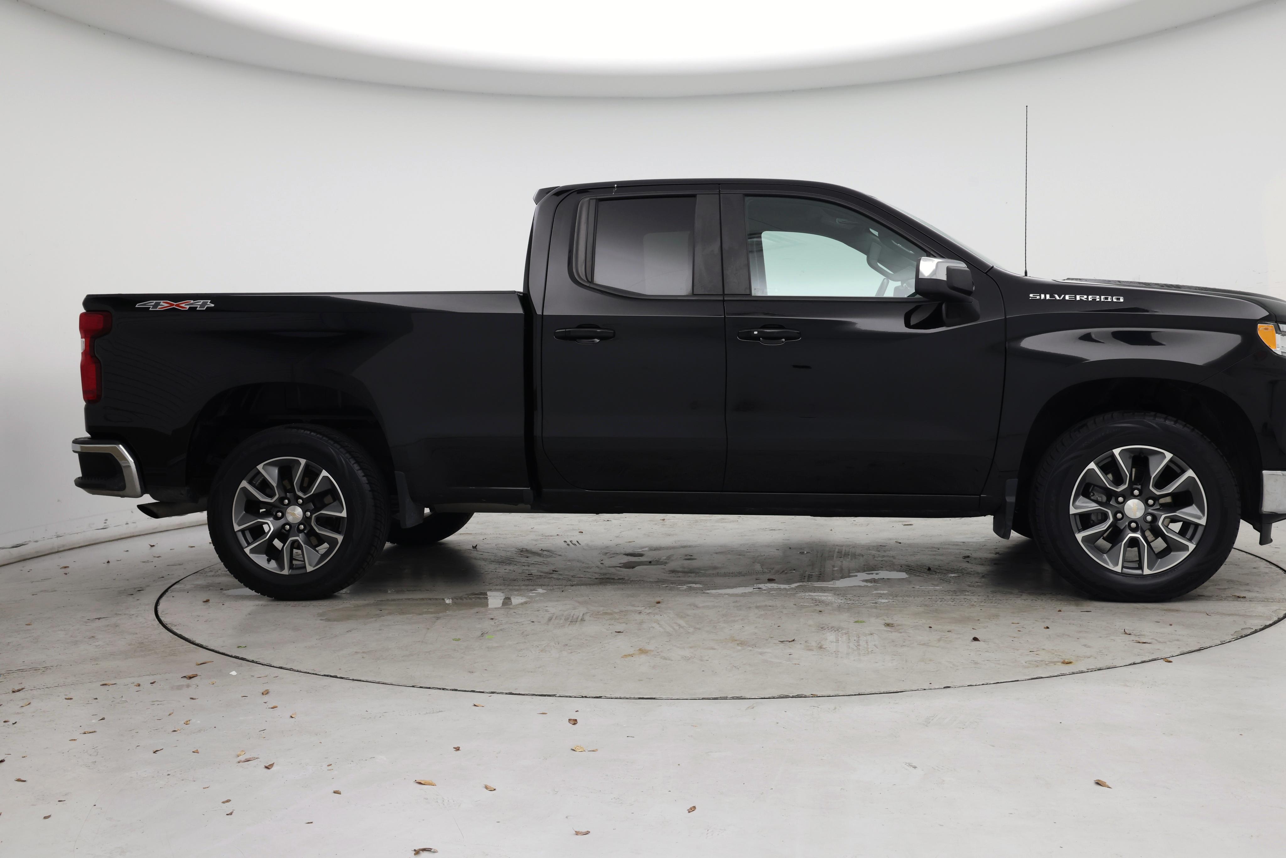 Thumbnail: 2023 Chevrolet Silverado 1500 - 7