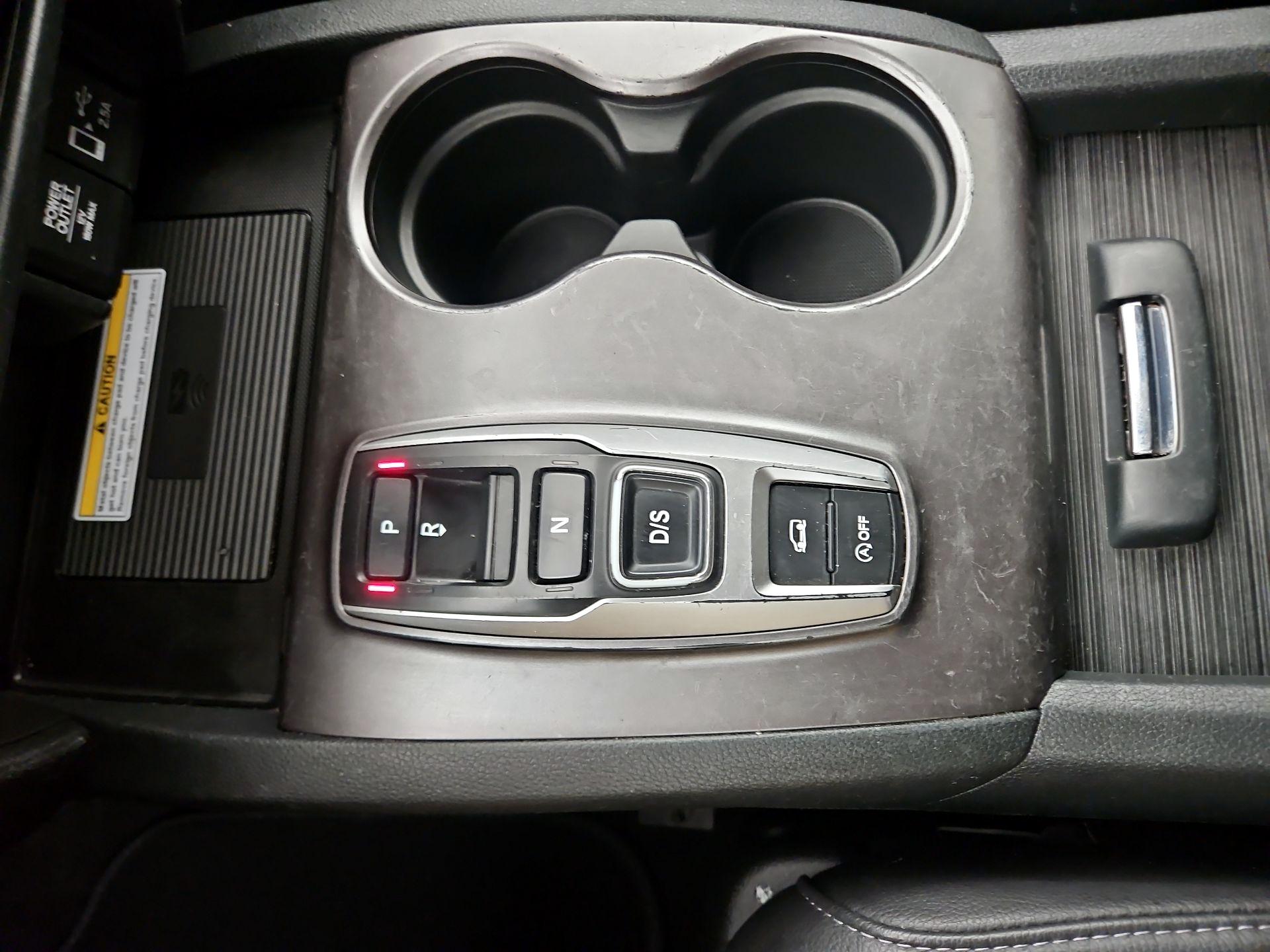 Thumbnail: 2022 Honda Pilot - 17