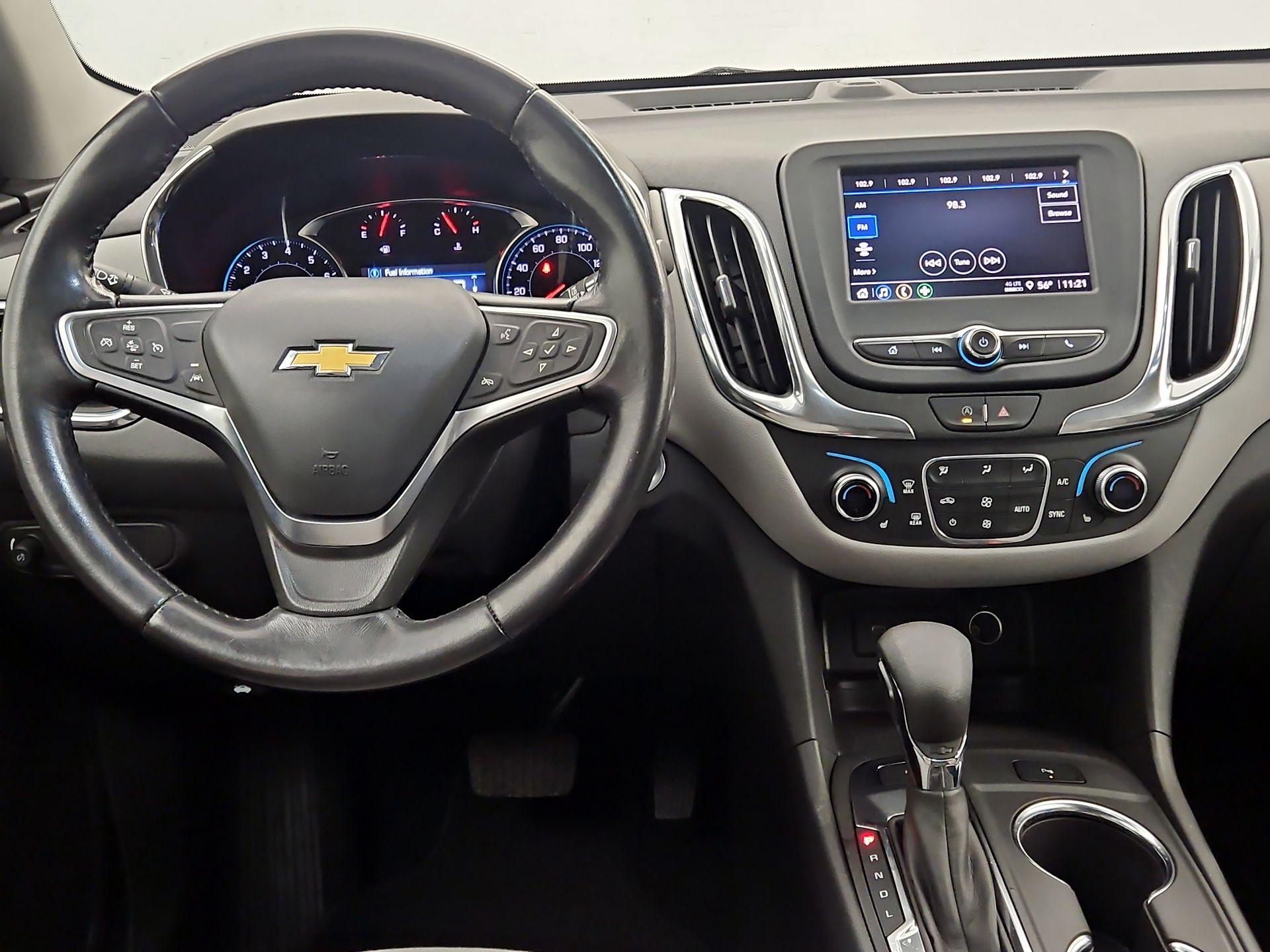 Thumbnail: 2022 Chevrolet Equinox - 10