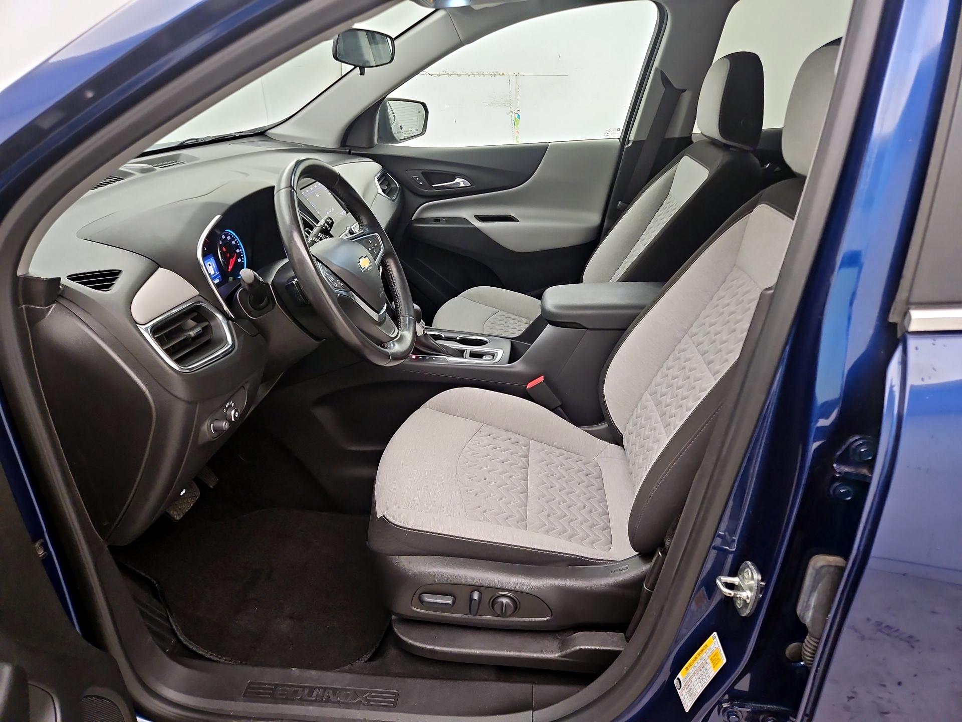 Thumbnail: 2022 Chevrolet Equinox - 11