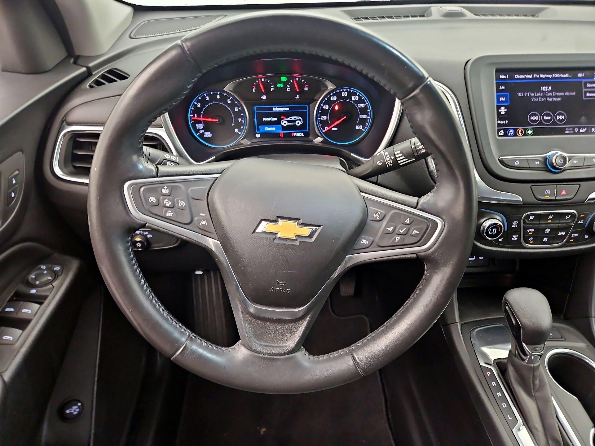 Thumbnail: 2022 Chevrolet Equinox - 10