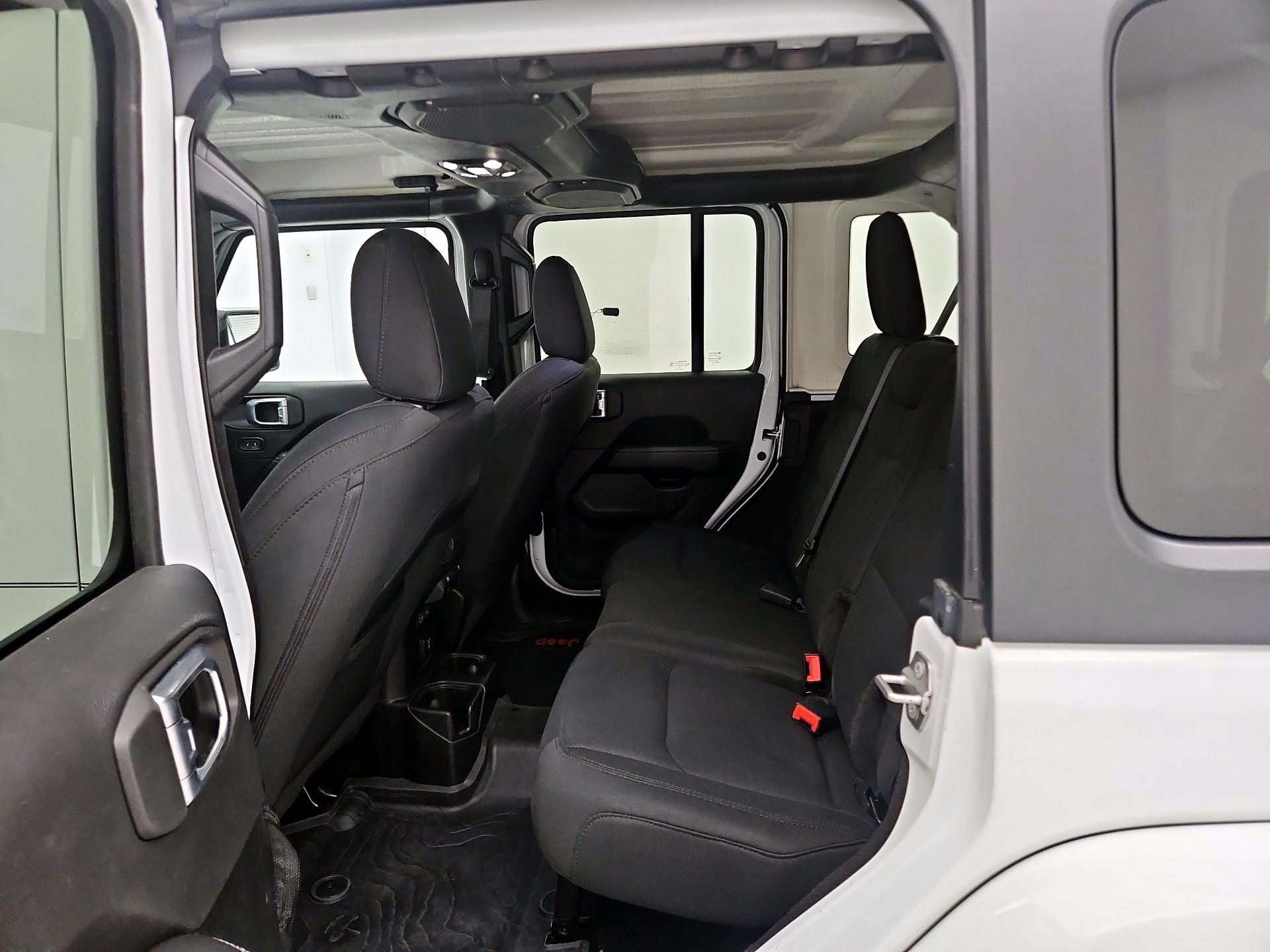 Thumbnail: 2021 Jeep Wrangler - 19