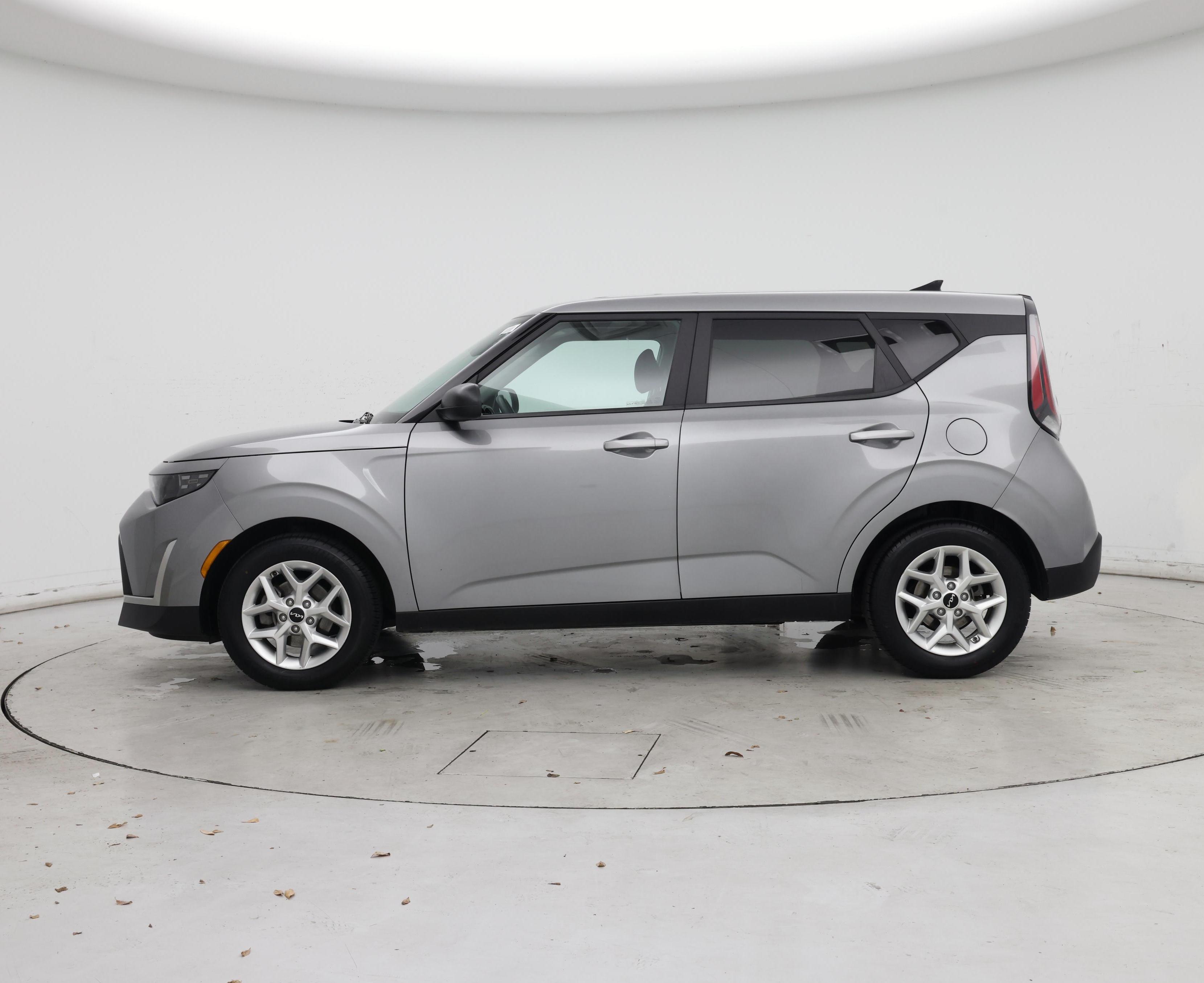 Thumbnail: 2023 Kia Soul - 3