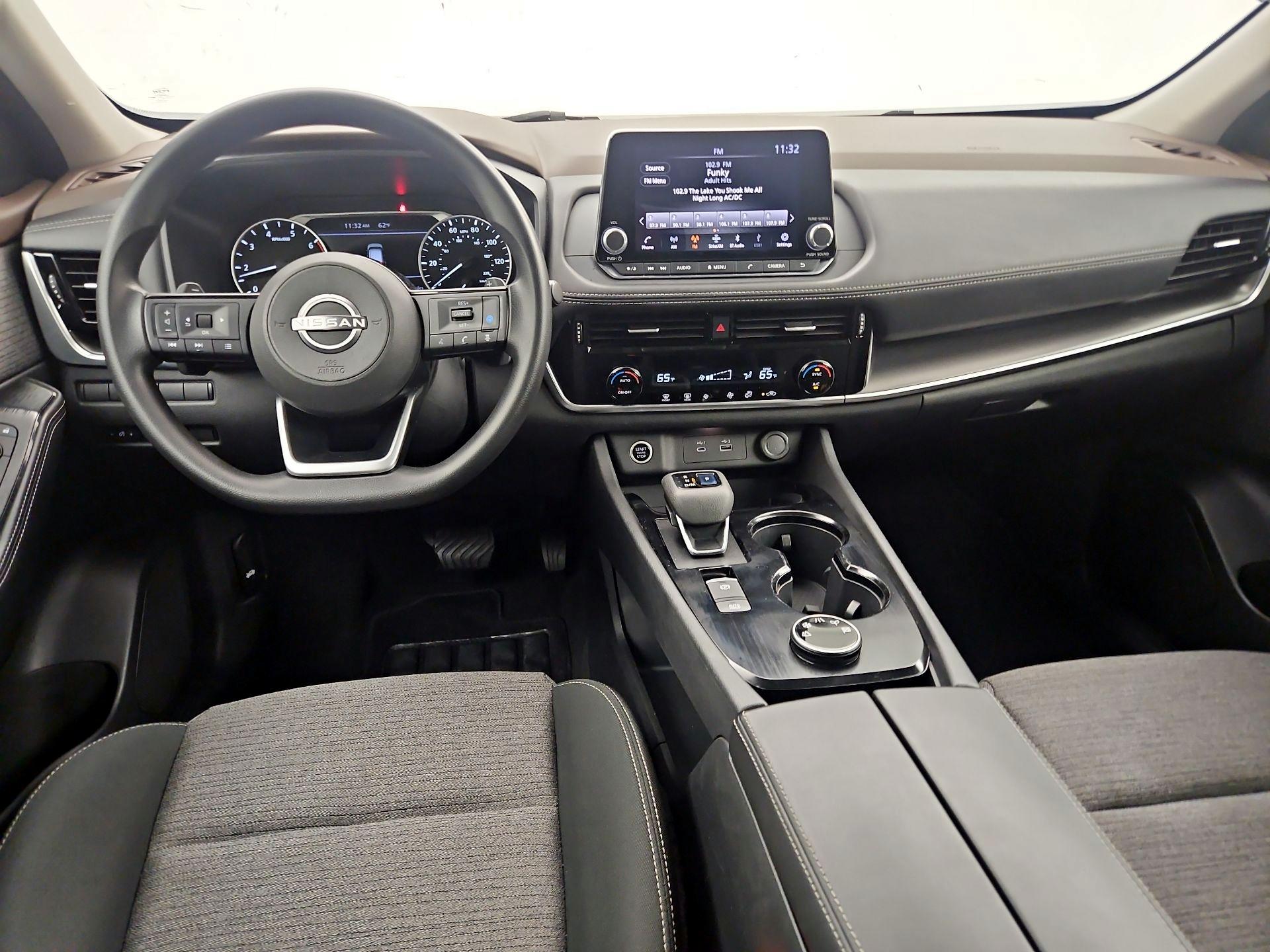 Thumbnail: 2022 Nissan Rogue - 9