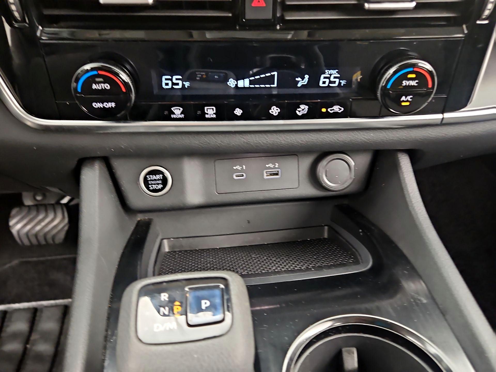 Thumbnail: 2022 Nissan Rogue - 16