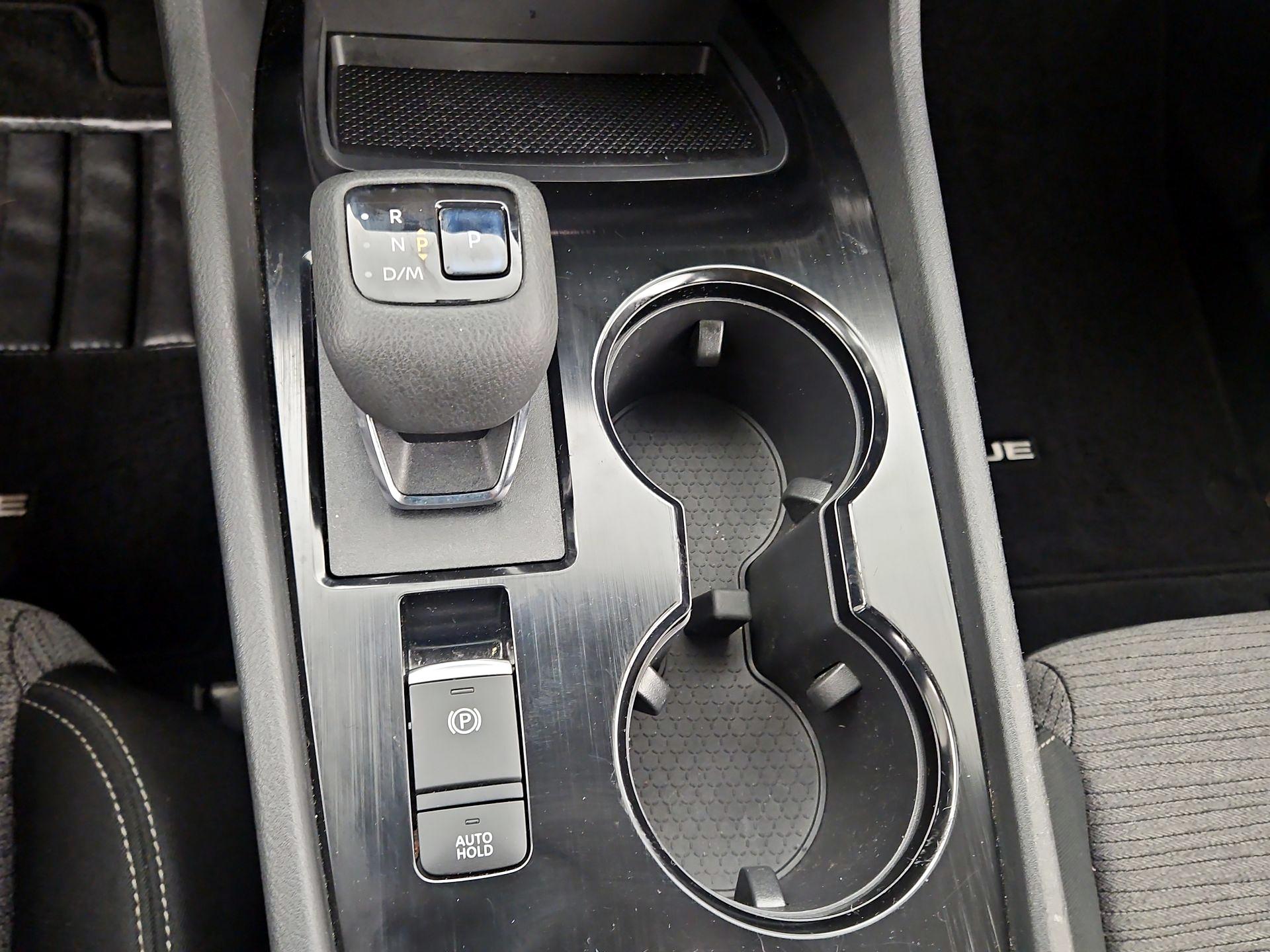 Thumbnail: 2022 Nissan Rogue - 17