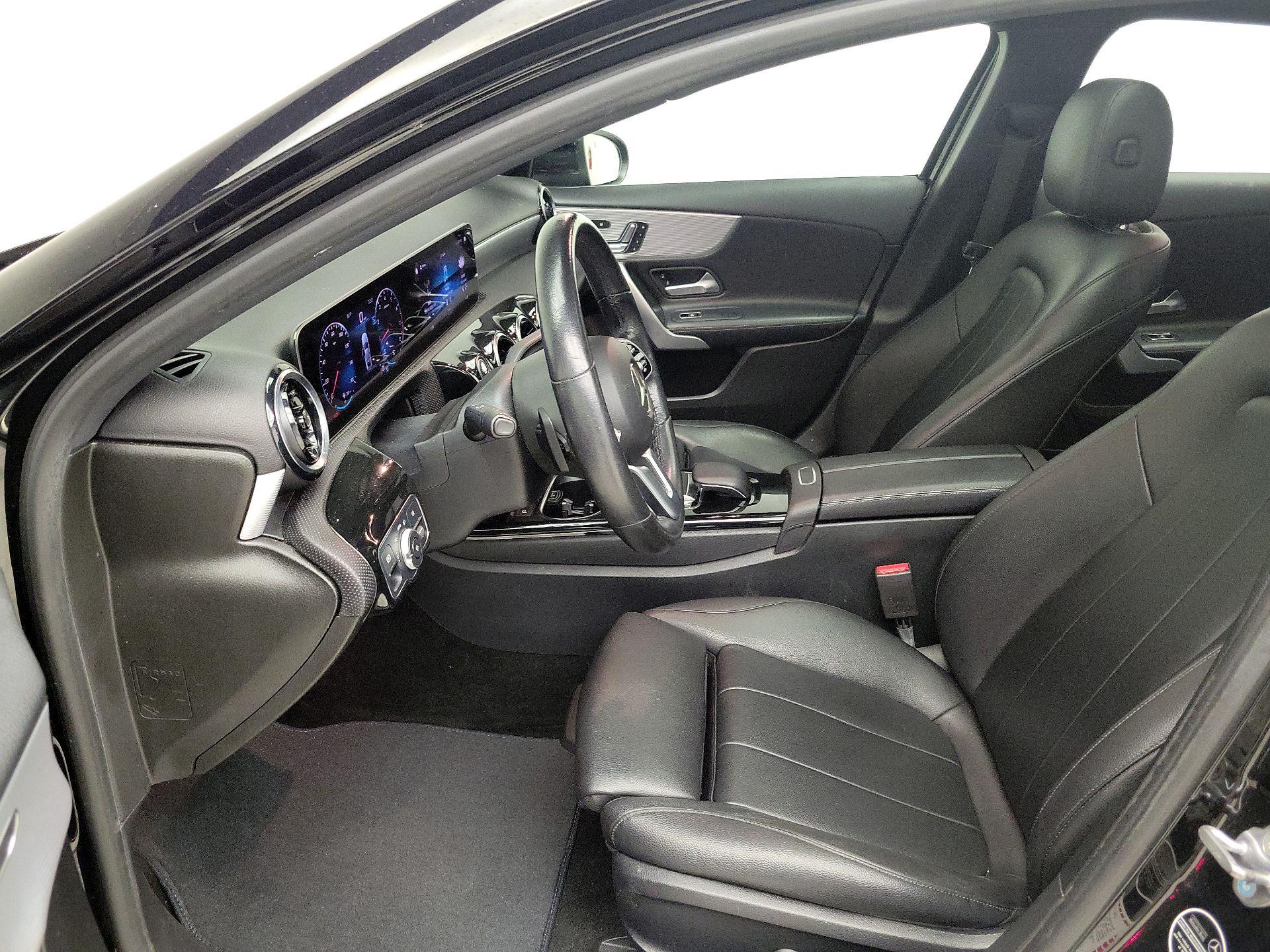 Thumbnail: 2019 Mercedes-Benz A-Class - 11