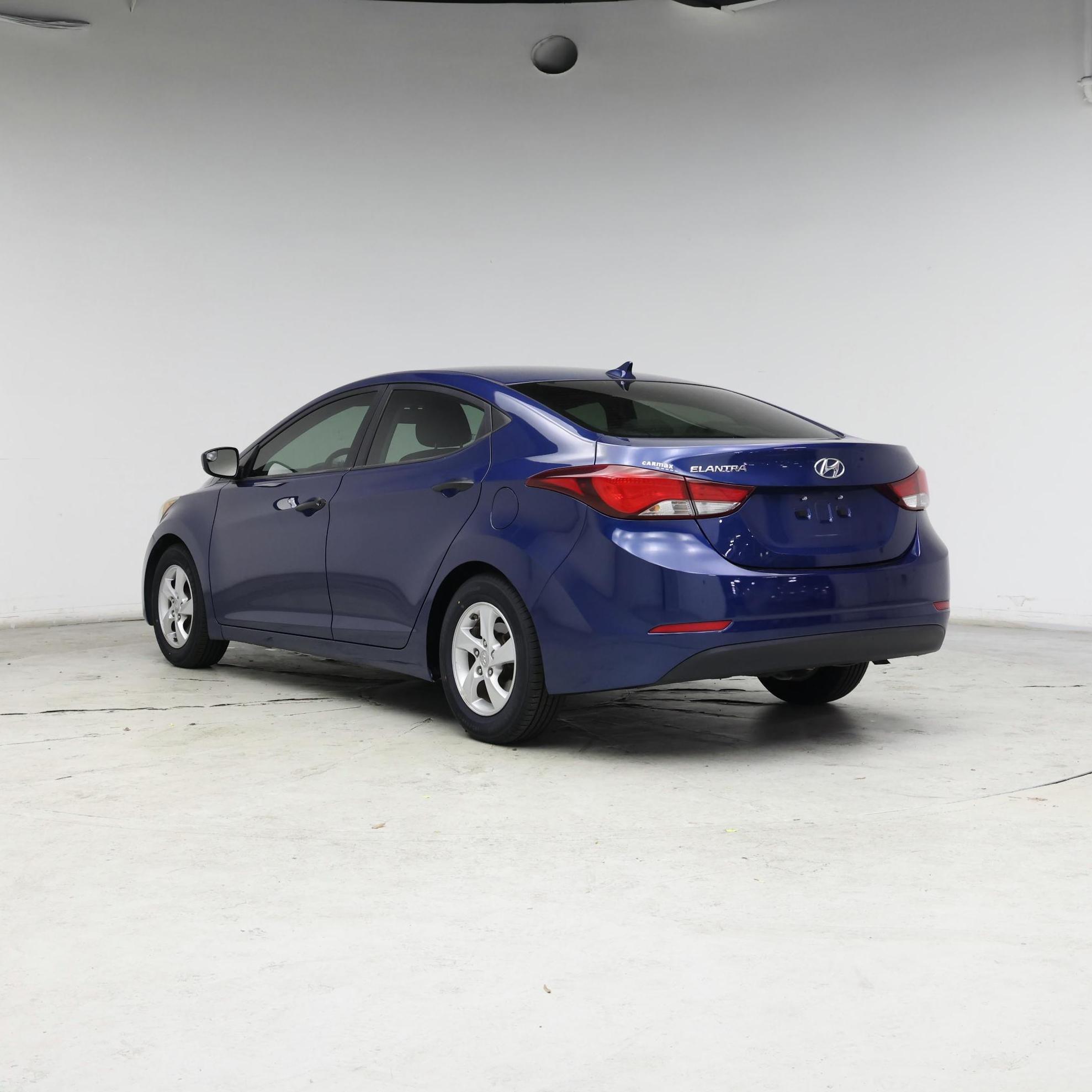 Thumbnail: 2015 Hyundai Elantra - 2