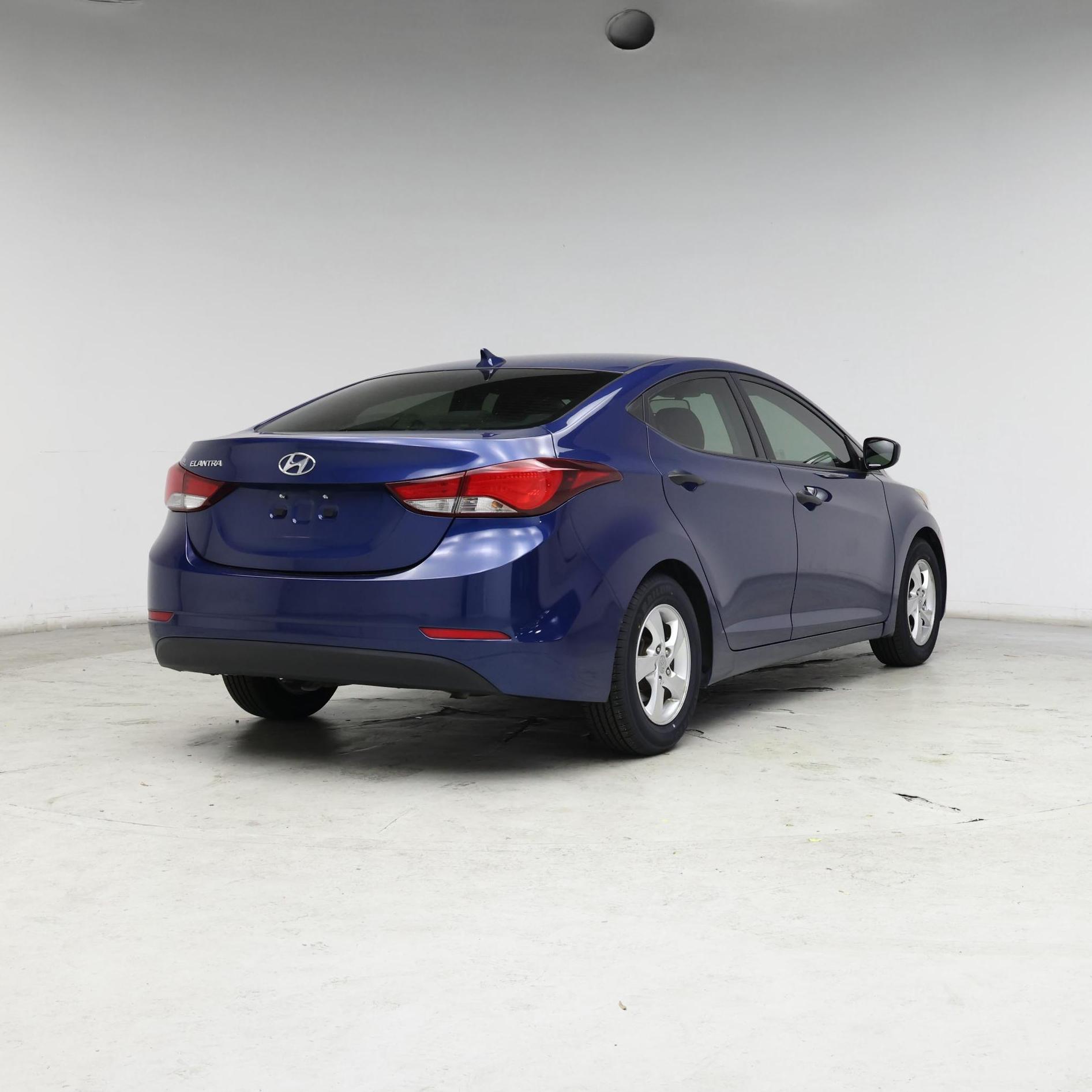 Thumbnail: 2015 Hyundai Elantra - 8