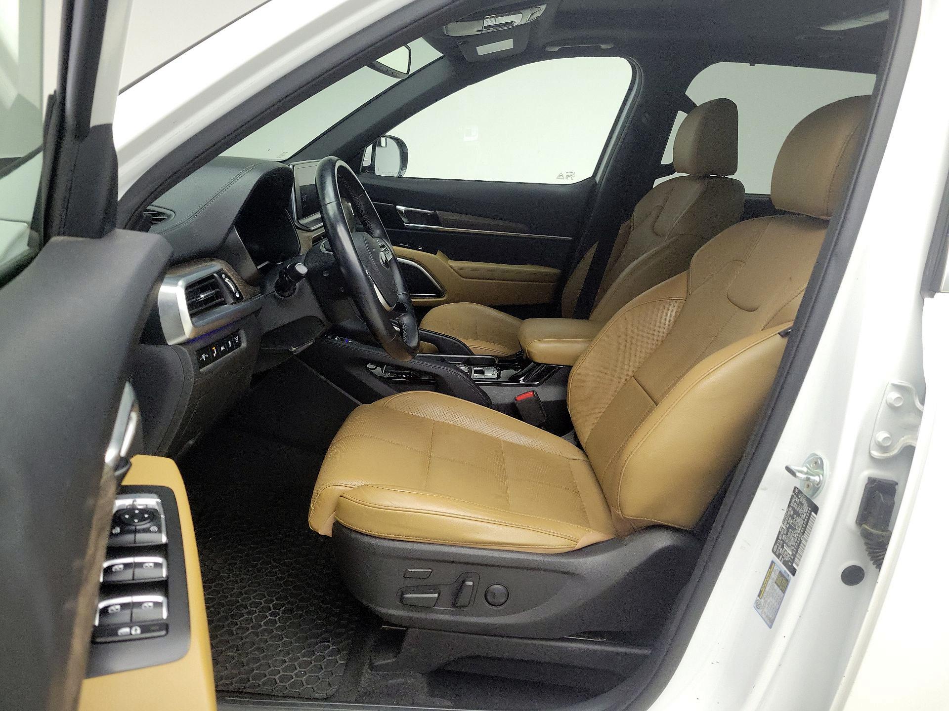 Thumbnail: 2020 Kia Telluride - 11