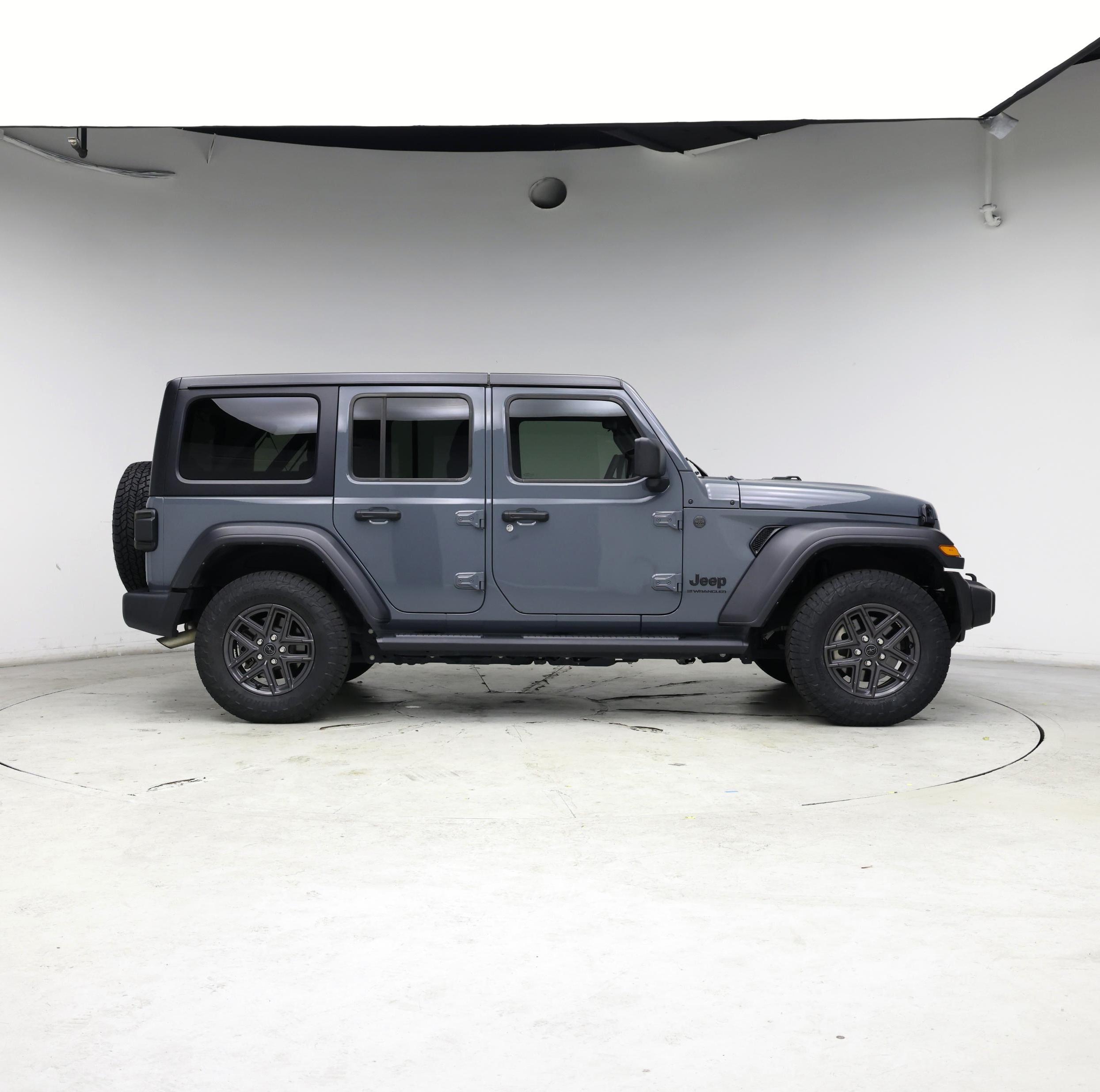 Thumbnail: 2024 Jeep Wrangler - 7