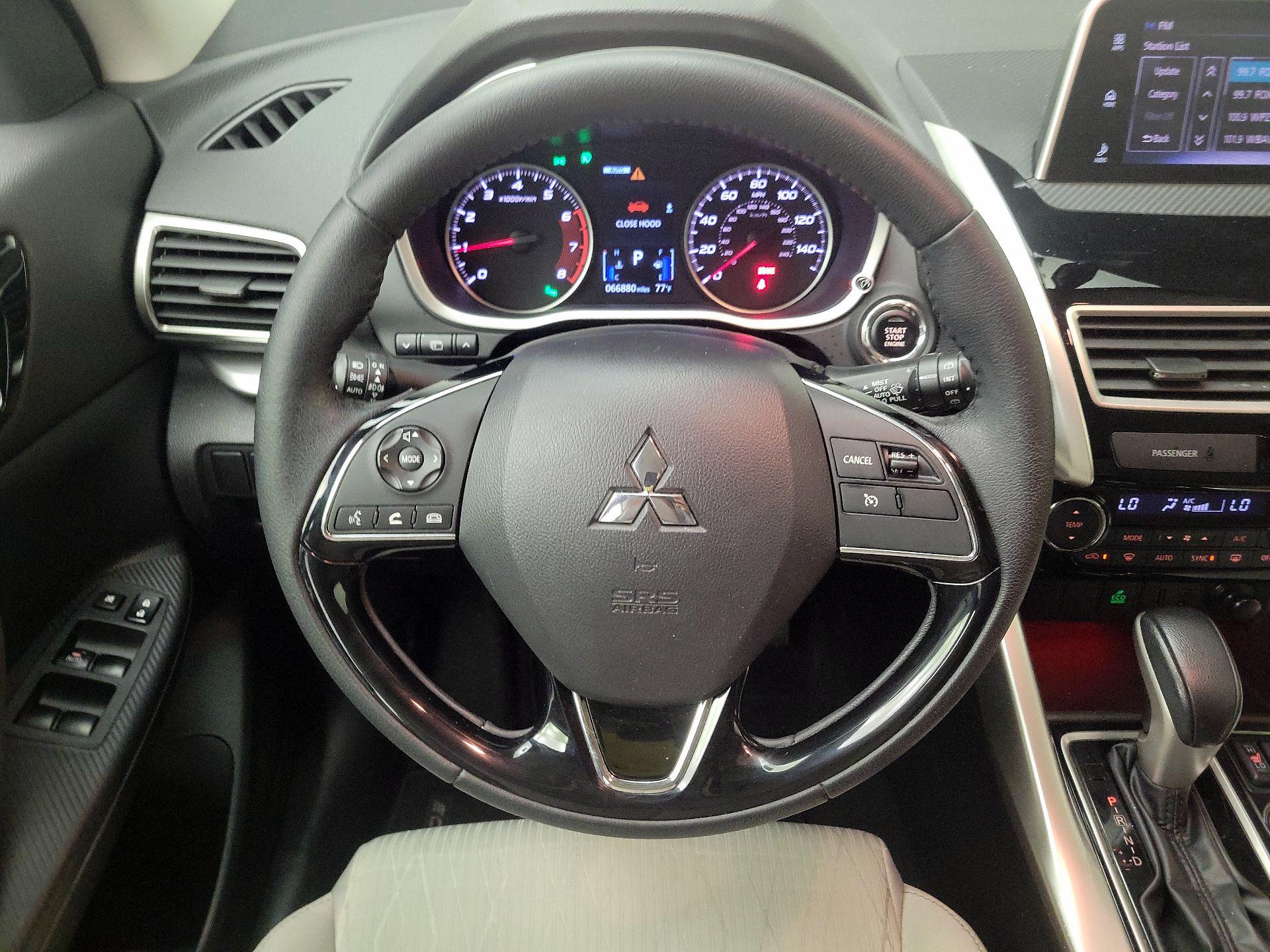 Thumbnail: 2018 Mitsubishi Eclipse Cross - 10