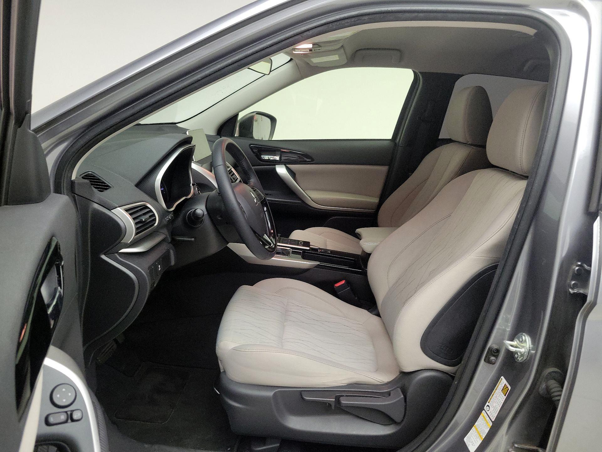 Thumbnail: 2018 Mitsubishi Eclipse Cross - 11