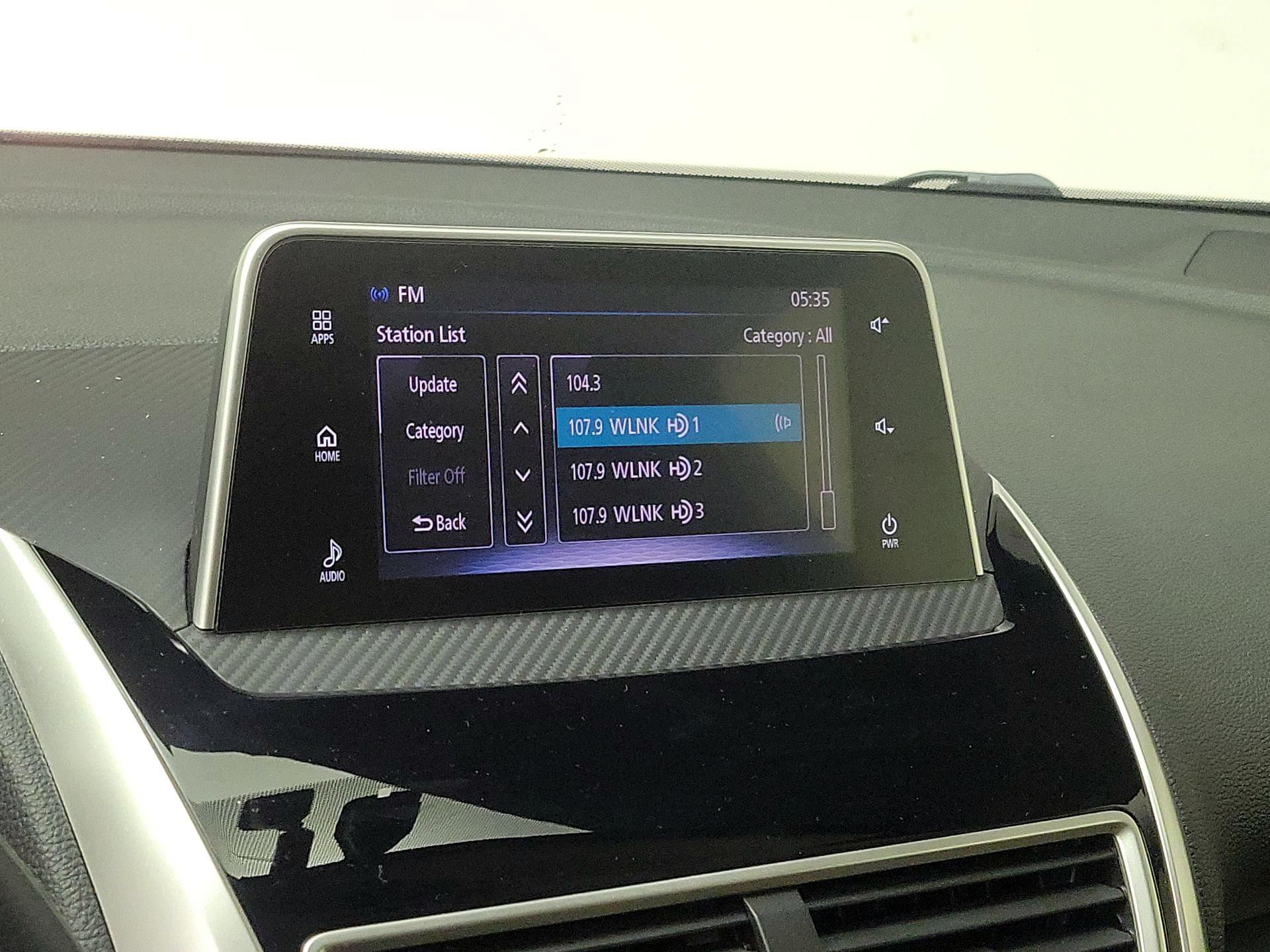 Thumbnail: 2018 Mitsubishi Eclipse Cross - 15