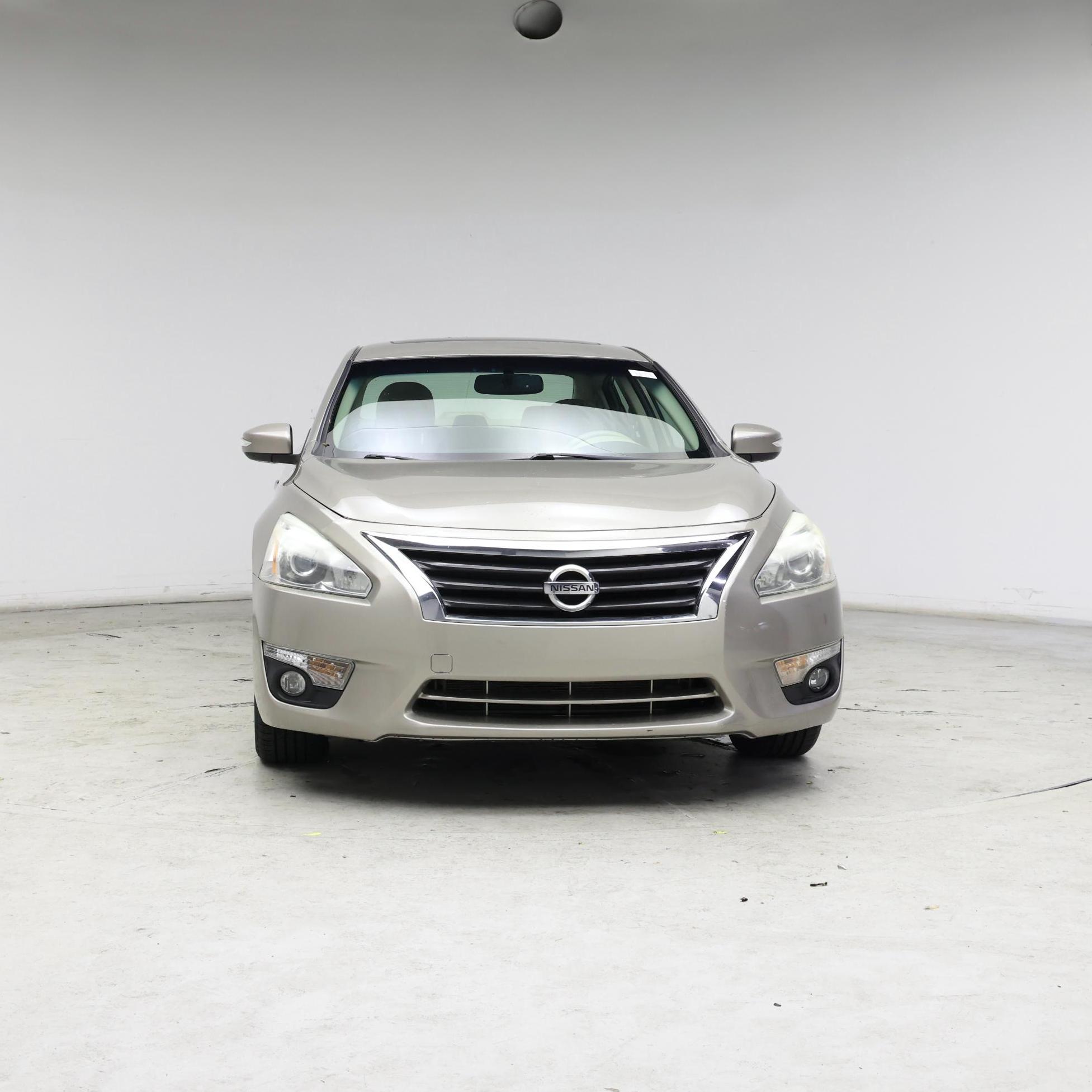 Thumbnail: 2014 Nissan Altima - 5