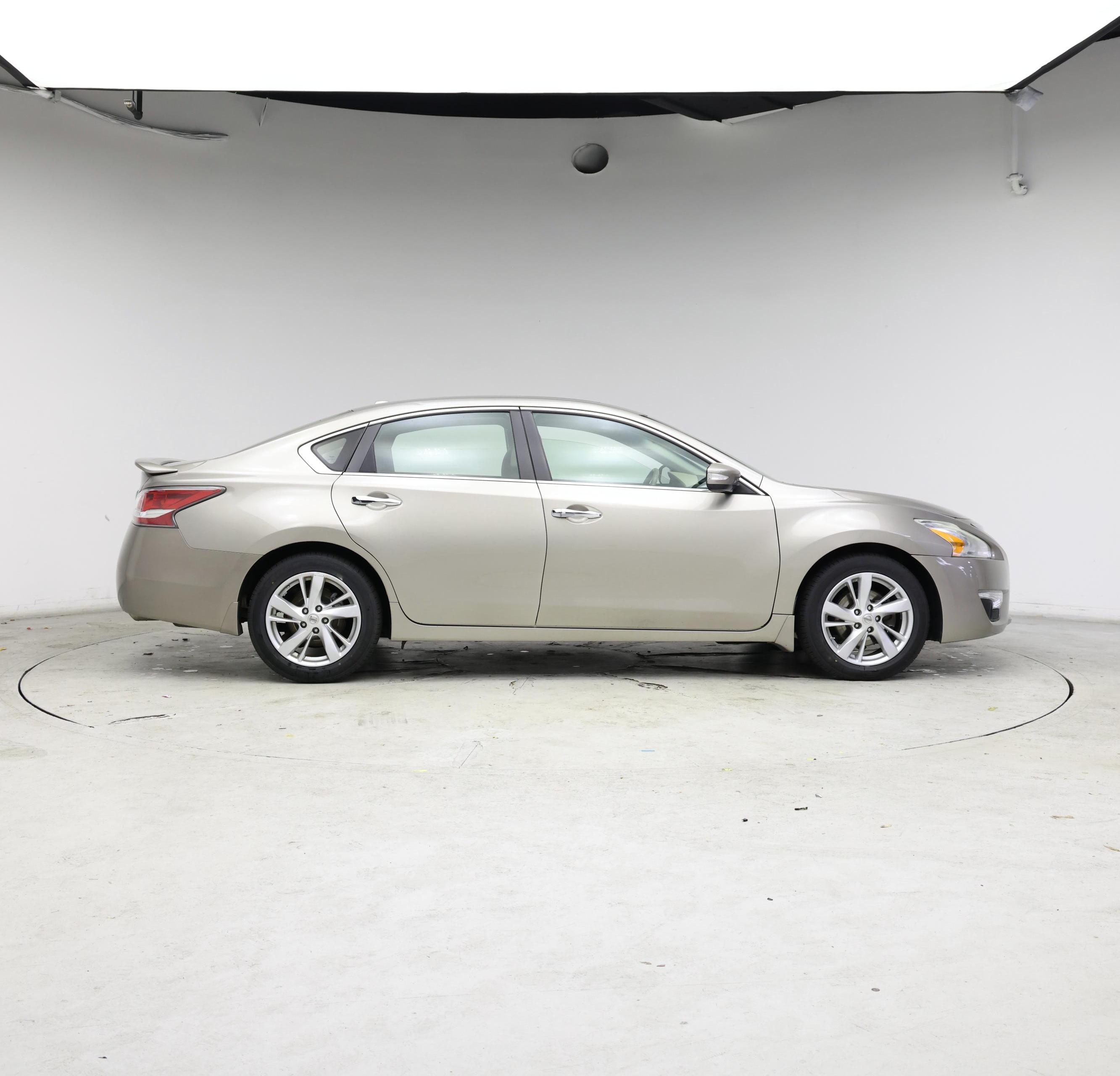 Thumbnail: 2014 Nissan Altima - 7