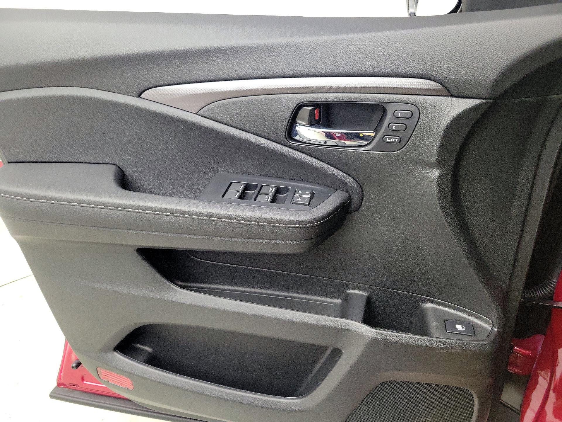 Thumbnail: 2025 Honda Ridgeline - 12