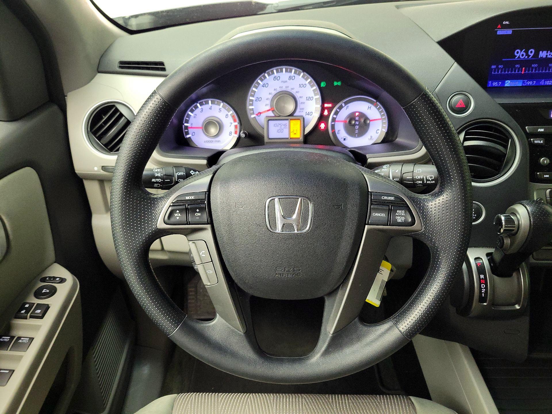 Thumbnail: 2015 Honda Pilot - 10
